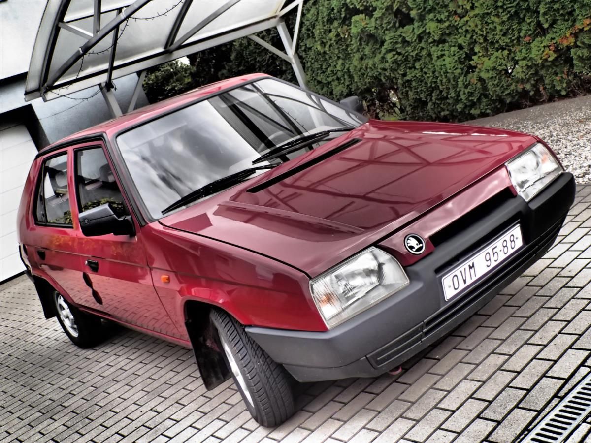 Škoda Favorit, 1,3 NOVÉ STK,ČR - fotka 2