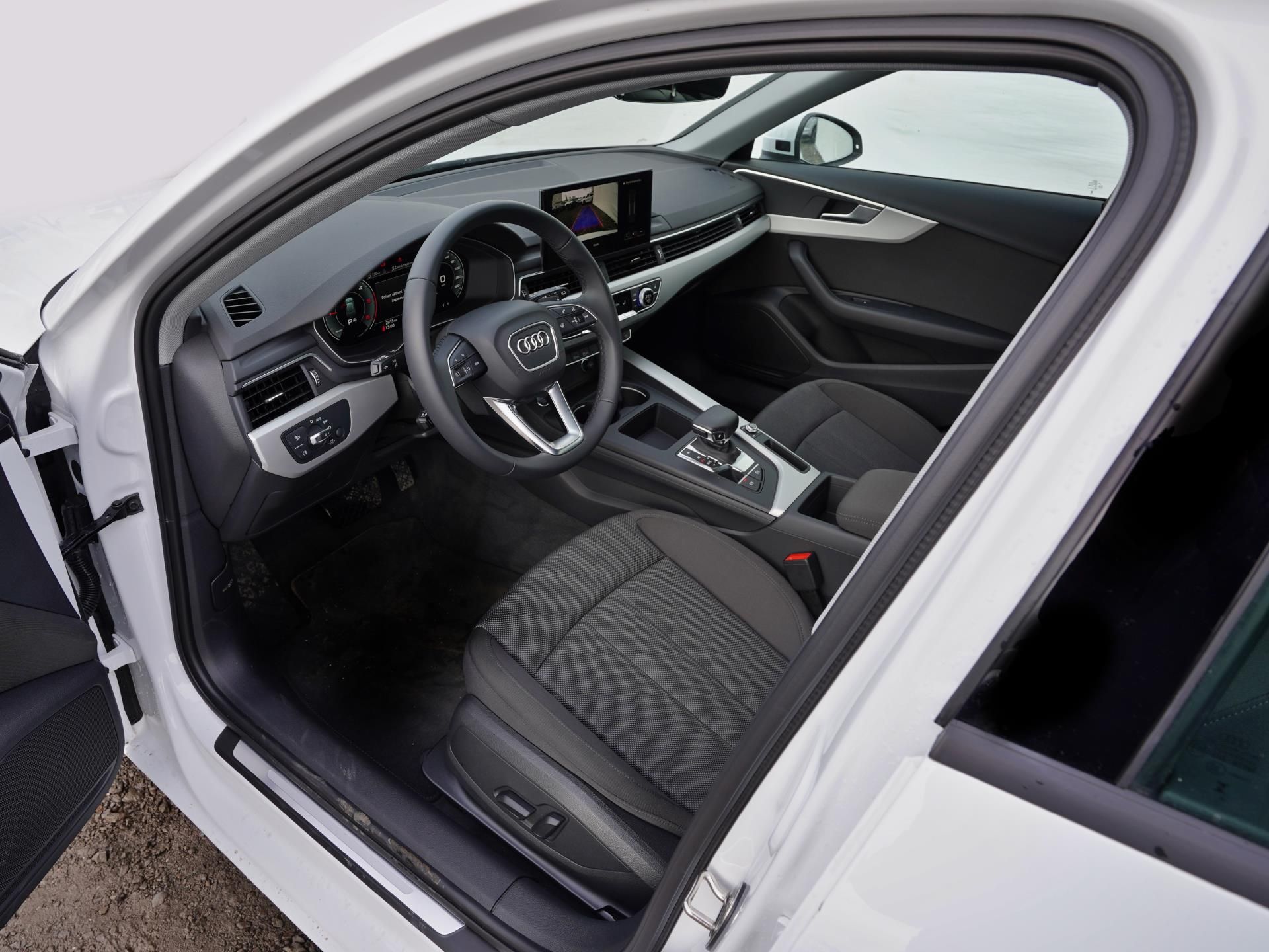Audi A4 Avant, 2.0 TDI / 100 kW Tiptronic - fotka 6
