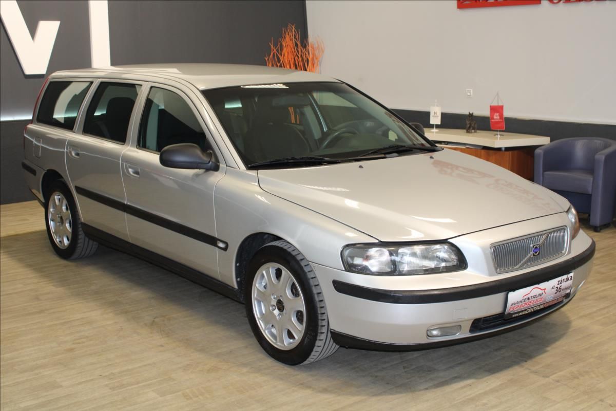 Volvo V70, 2.4i*125kW*BEZ KOROZE* - fotka 4