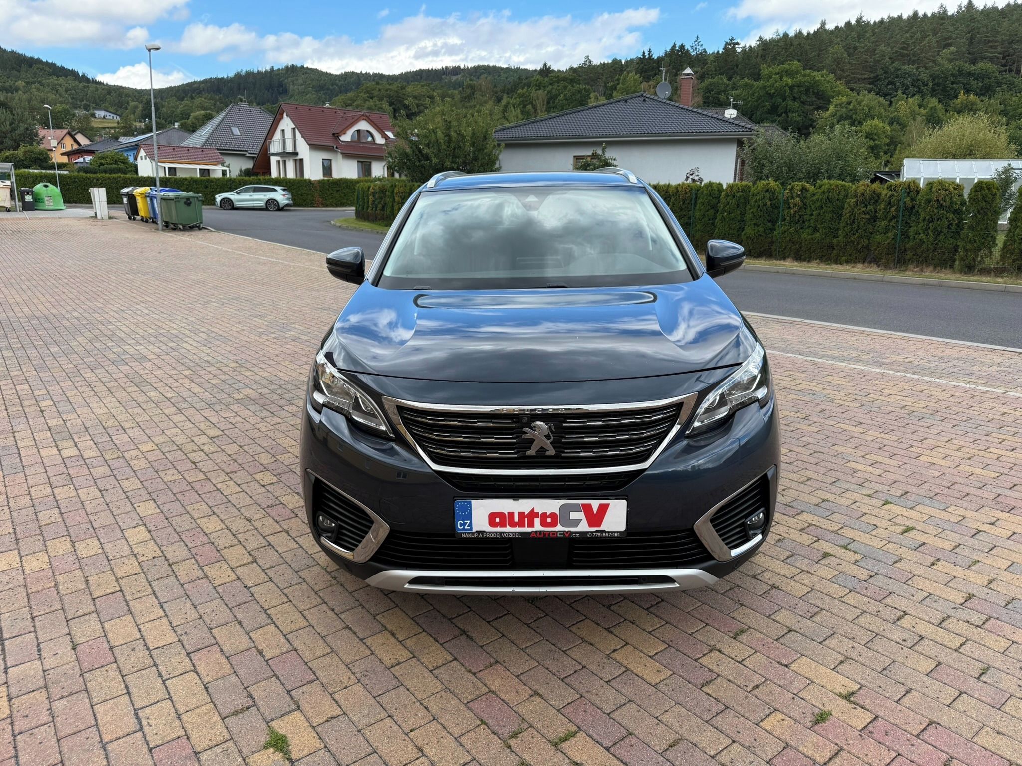 Peugeot 5008, II 1.2 PureTech 96kW ALLURE - fotka 4