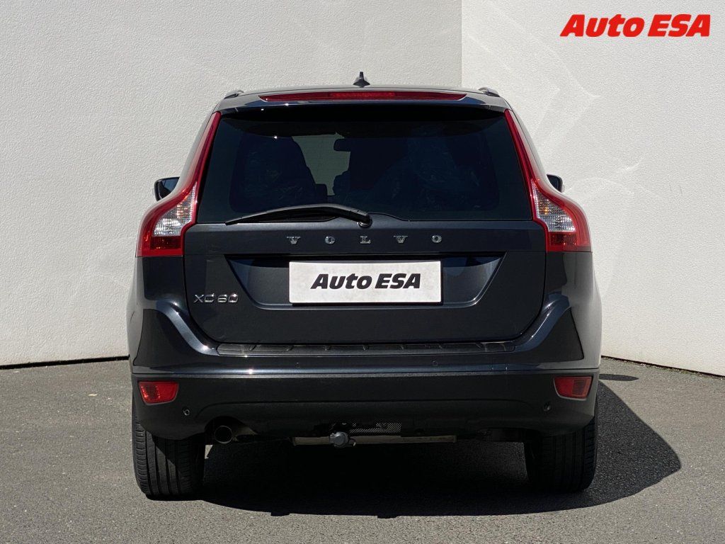 Volvo XC60, 2.0 D,Summum,bixen,+ALU - fotka 5