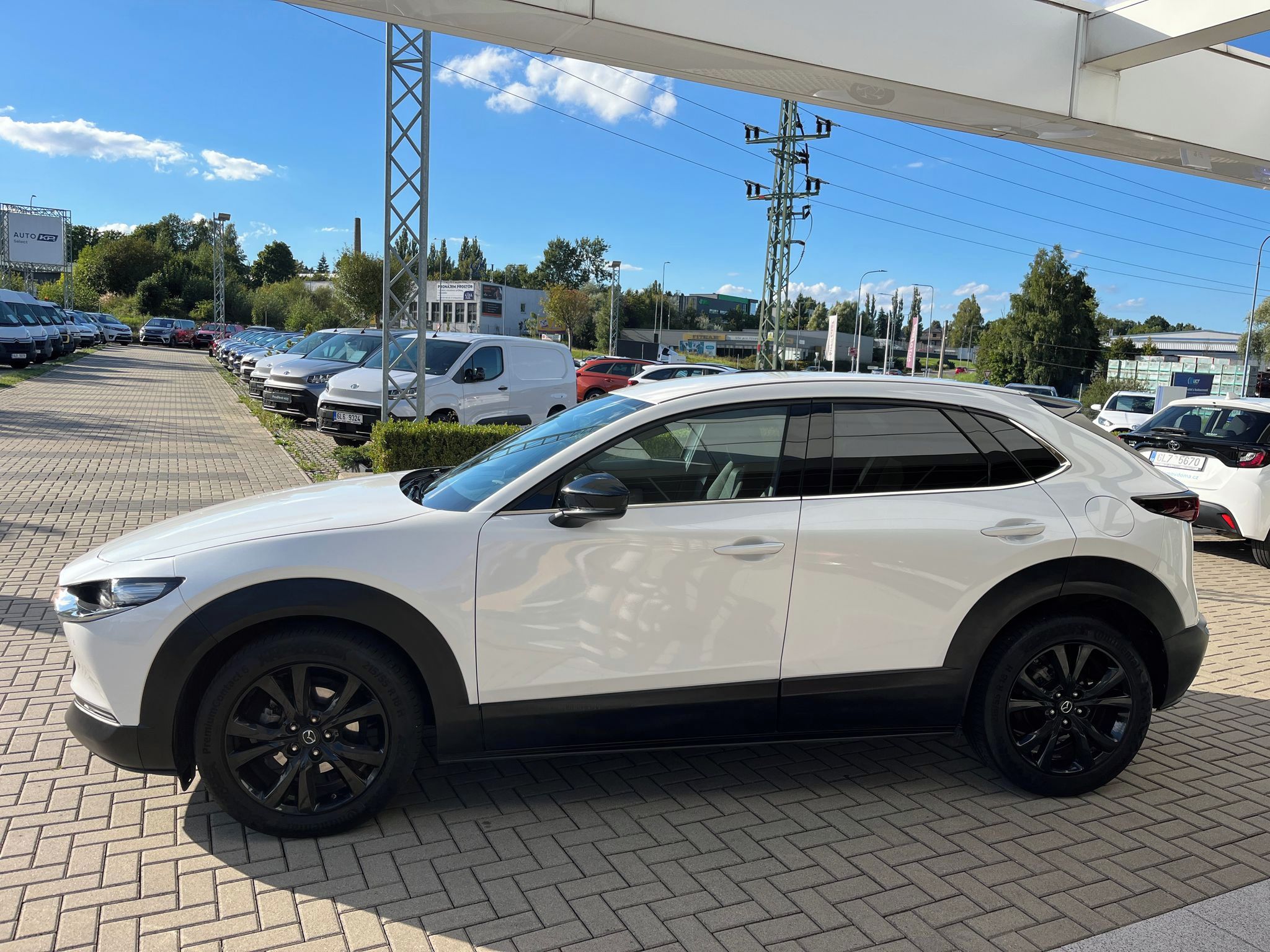 Mazda CX-30, 2.0 e-Skyactiv G122 6MT HOMURA - fotka 3