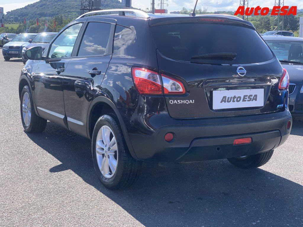 Nissan Qashqai, 1.6dCi,Tekna,kůže,panor - fotka 4
