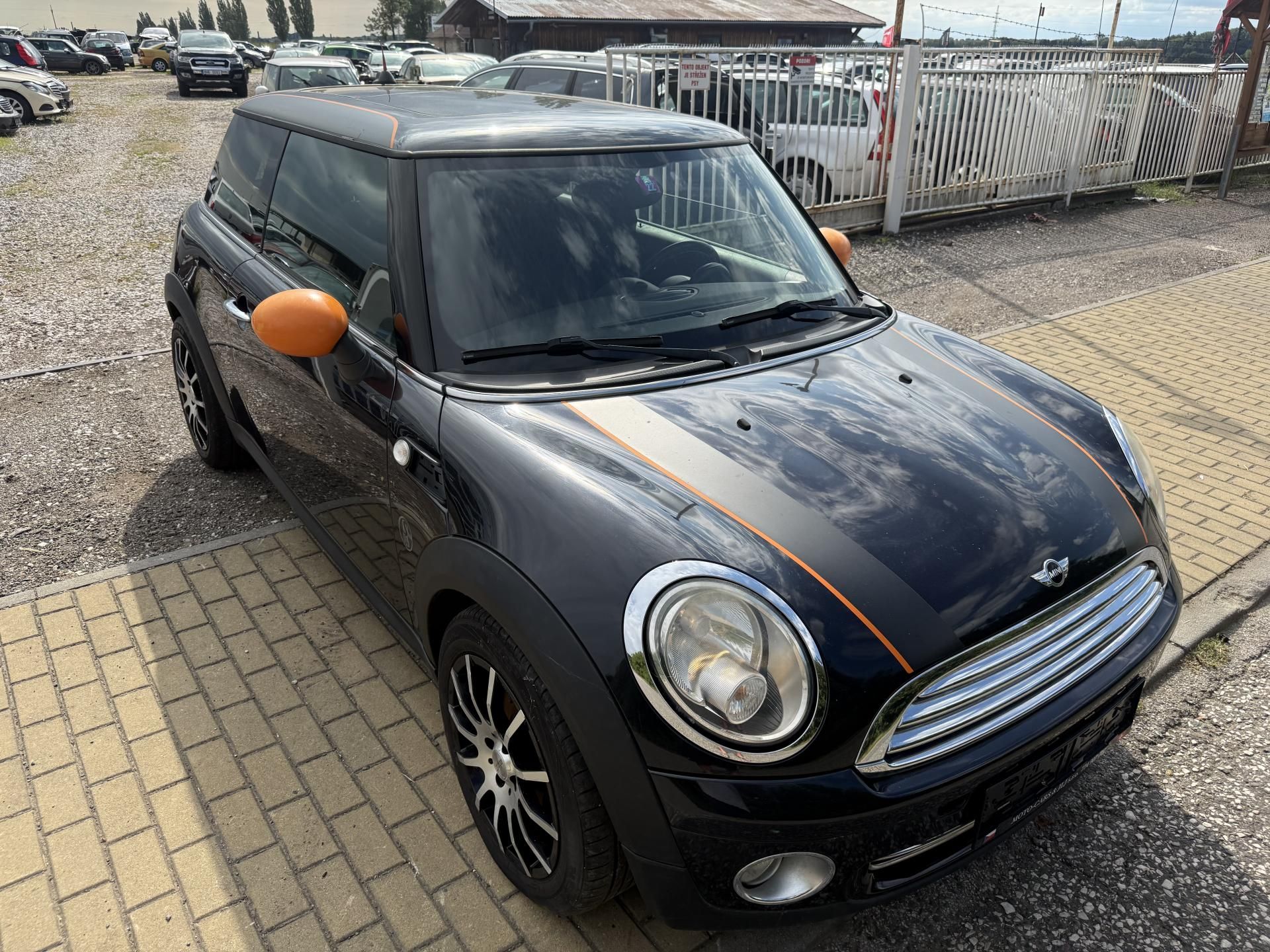 Mini One, 1.4 70 KW - fotka 3