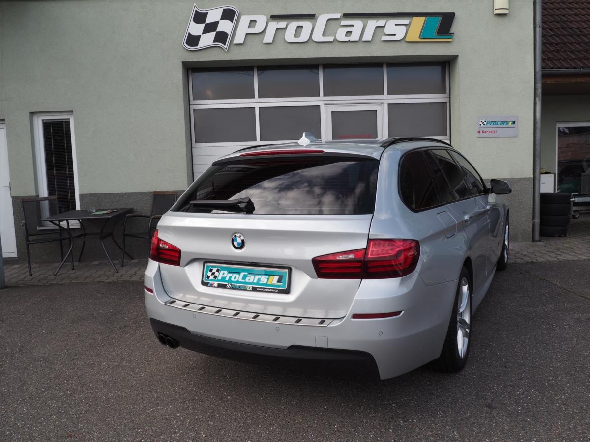 BMW Řada 5, 3,0 530d xDrive  M paket - fotka 2