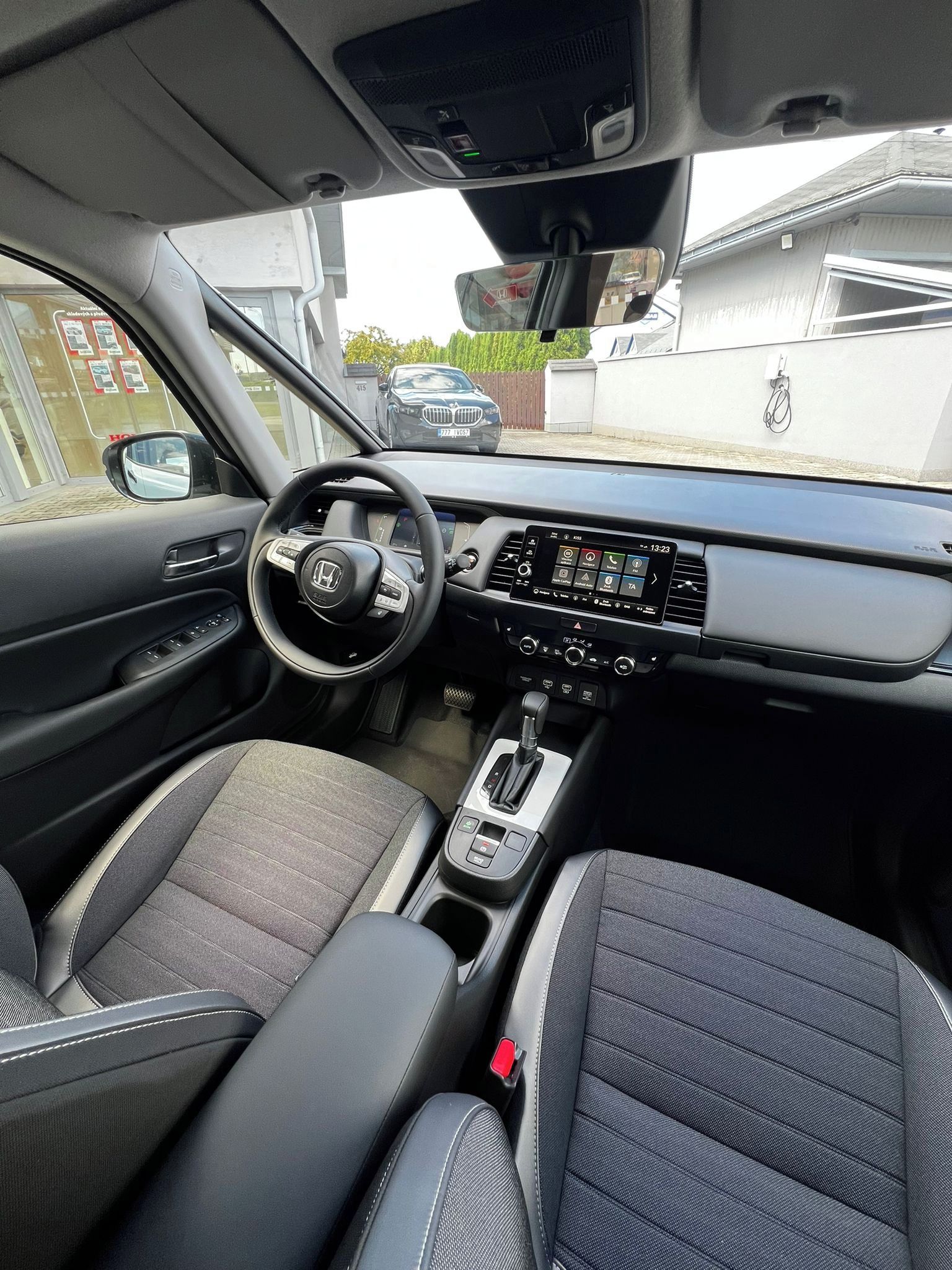 Honda Jazz, 2,0 e:HEV CROSSTAR ADVANCE - fotka 3