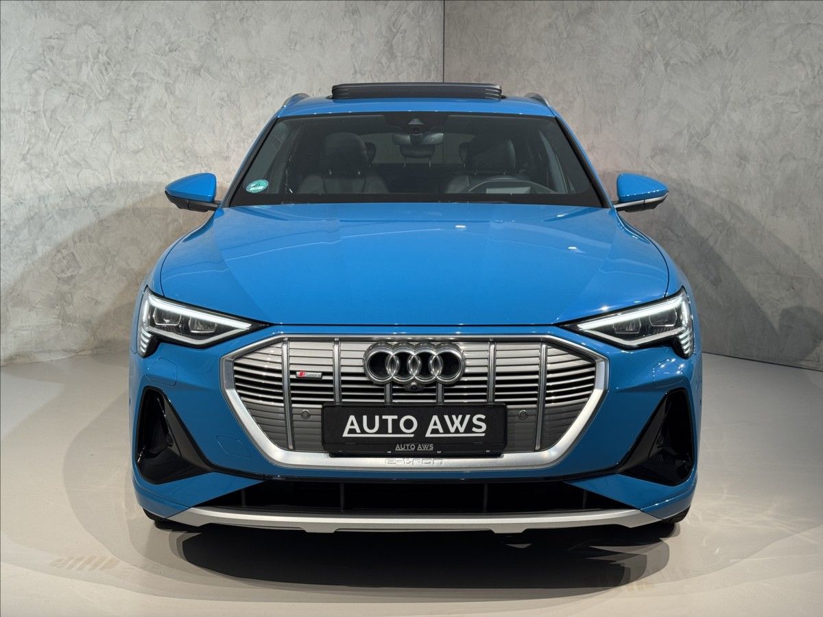 Audi e-tron, 55  300kW Sportback S-Line LED - fotka 3