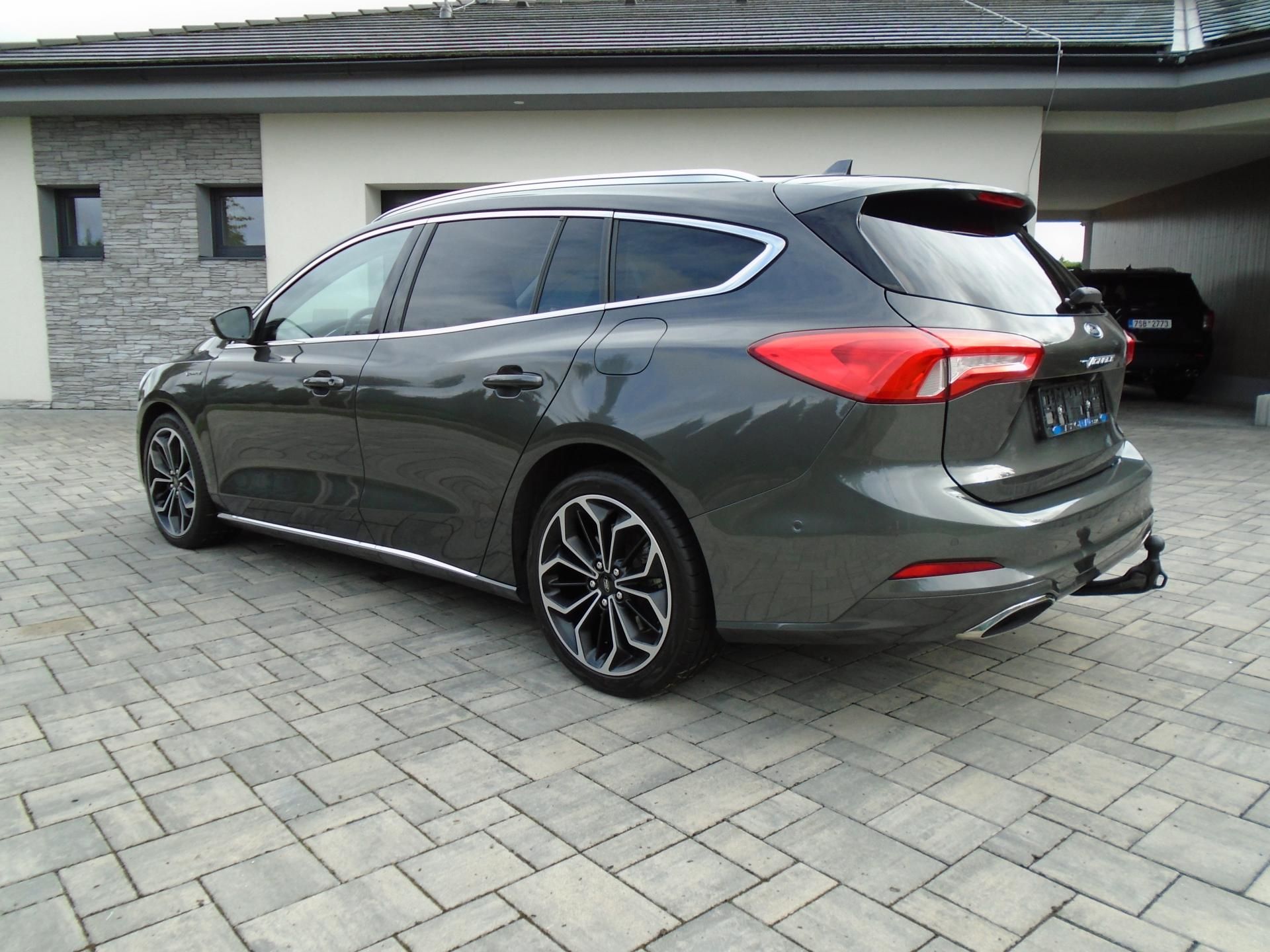 Ford Focus, 2,0EcoBlue 110kW 8AT Vignale - fotka 4