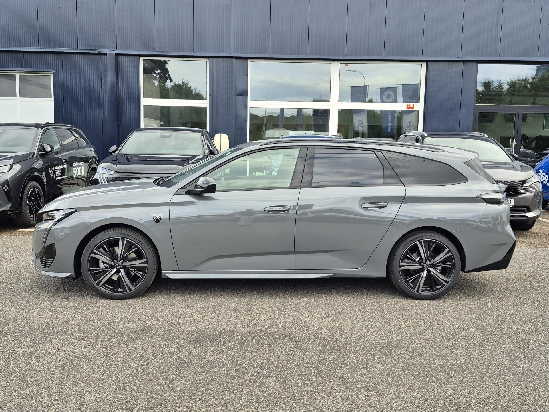 Peugeot 308, SW GT HYBRID 145 e-DCS6 - fotka 2