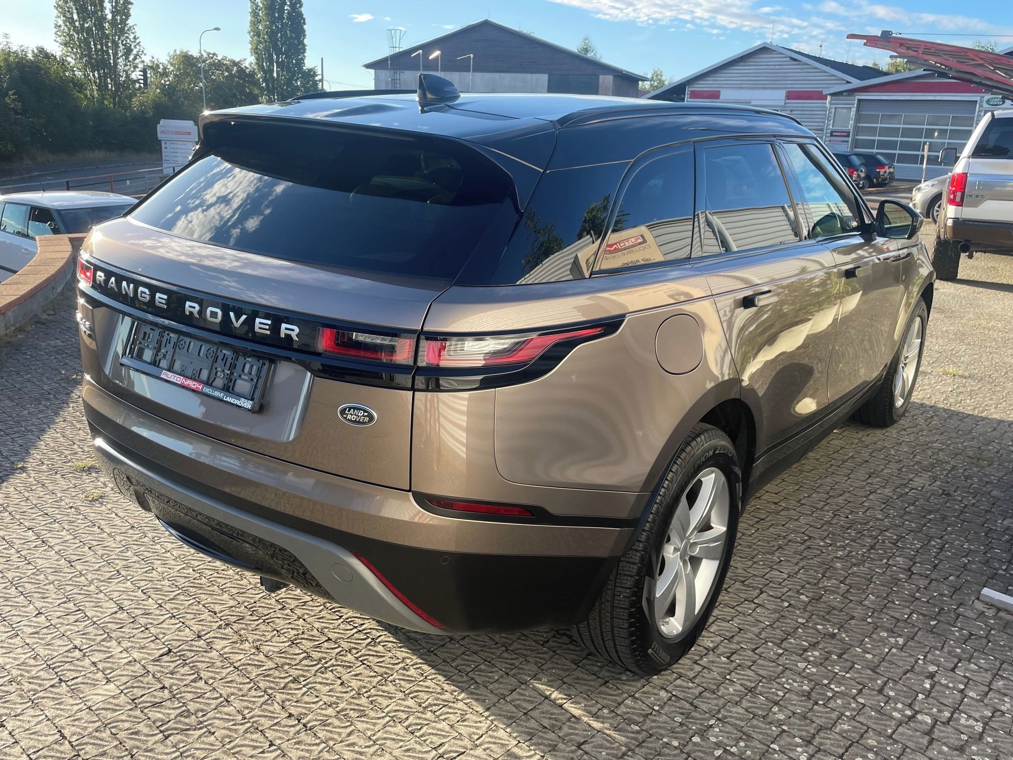 Land Rover Range Rover Velar, D180 4WD   vč. zimní sady - fotka 6