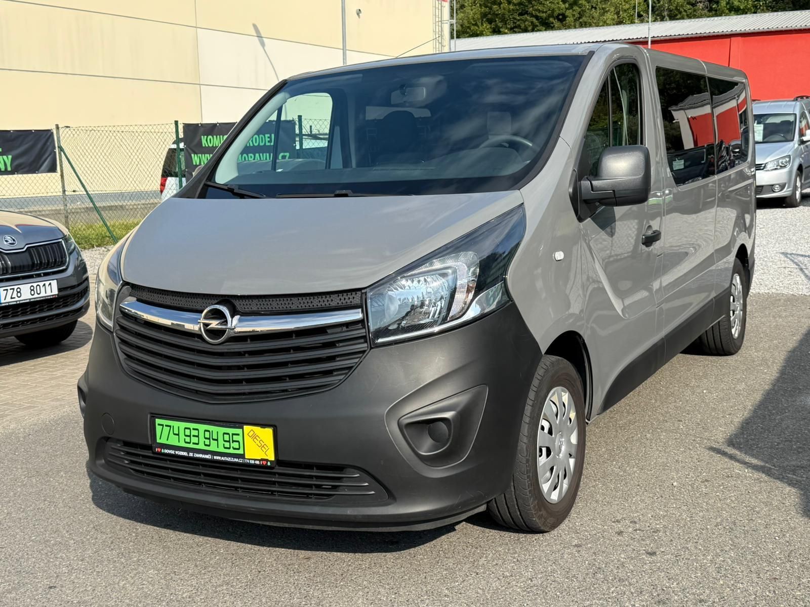 Opel Vivaro, 1,6 CDTI BITURBO - 9 míst