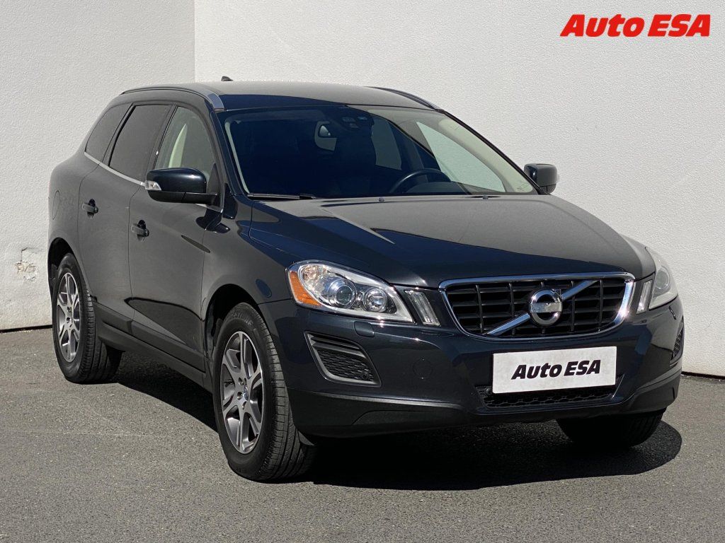 Volvo XC60, 2.0 D,Summum,bixen,+ALU