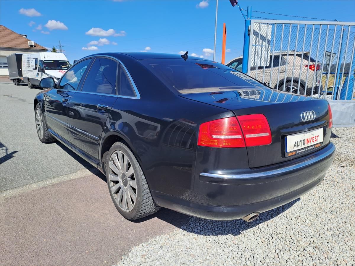 Audi A8, 4,2 TDI - fotka 4