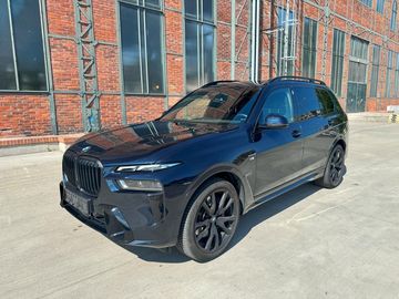 xDrive 40d M PAKET + Záruka