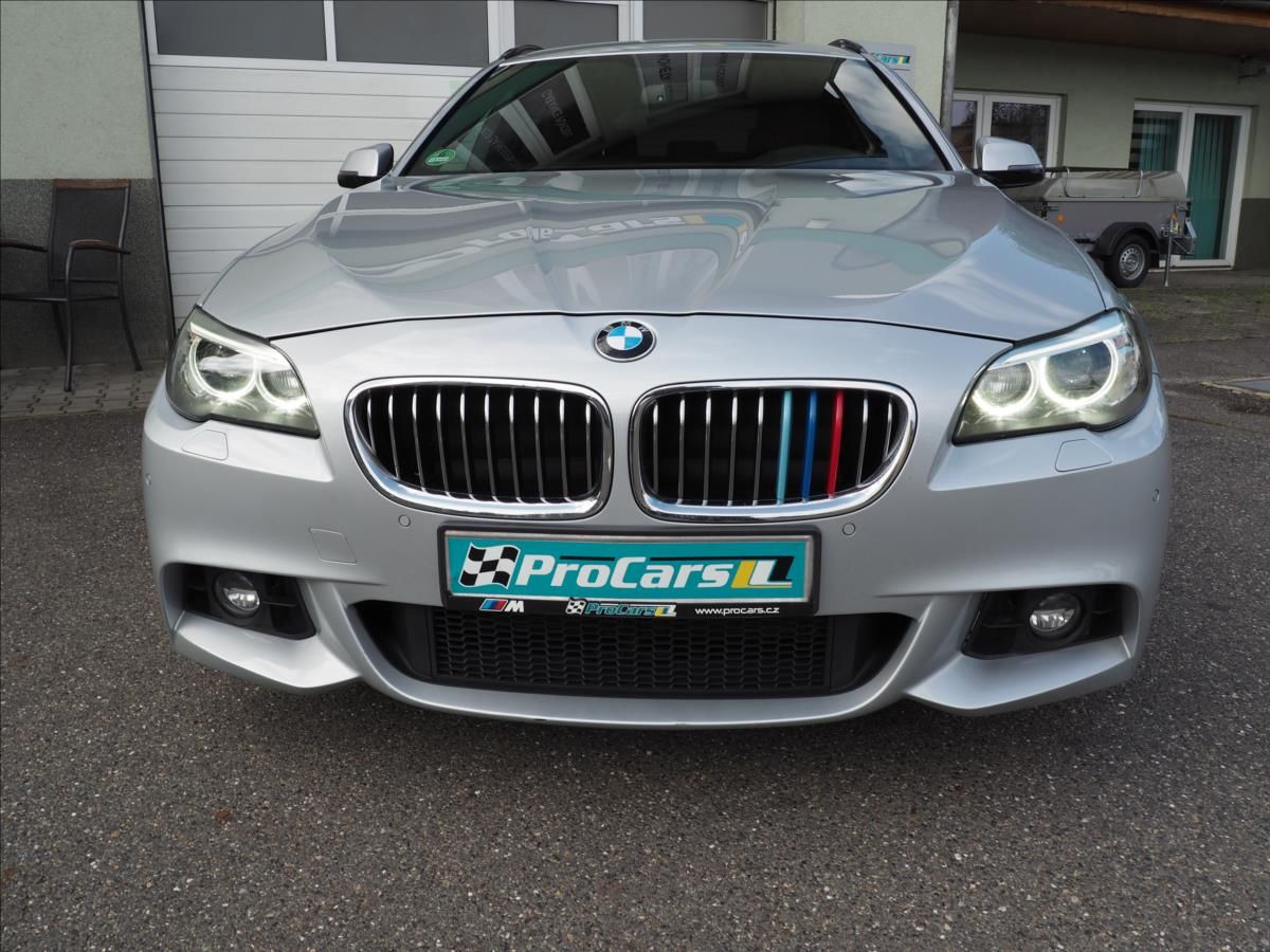 BMW Řada 5, 3,0 530d xDrive  M paket - fotka 4