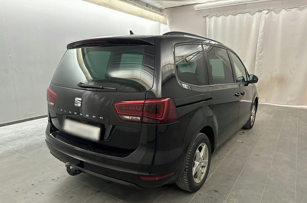 Seat Alhambra, Style 7míst,el.dveře,Tažné,DSG - fotka 4