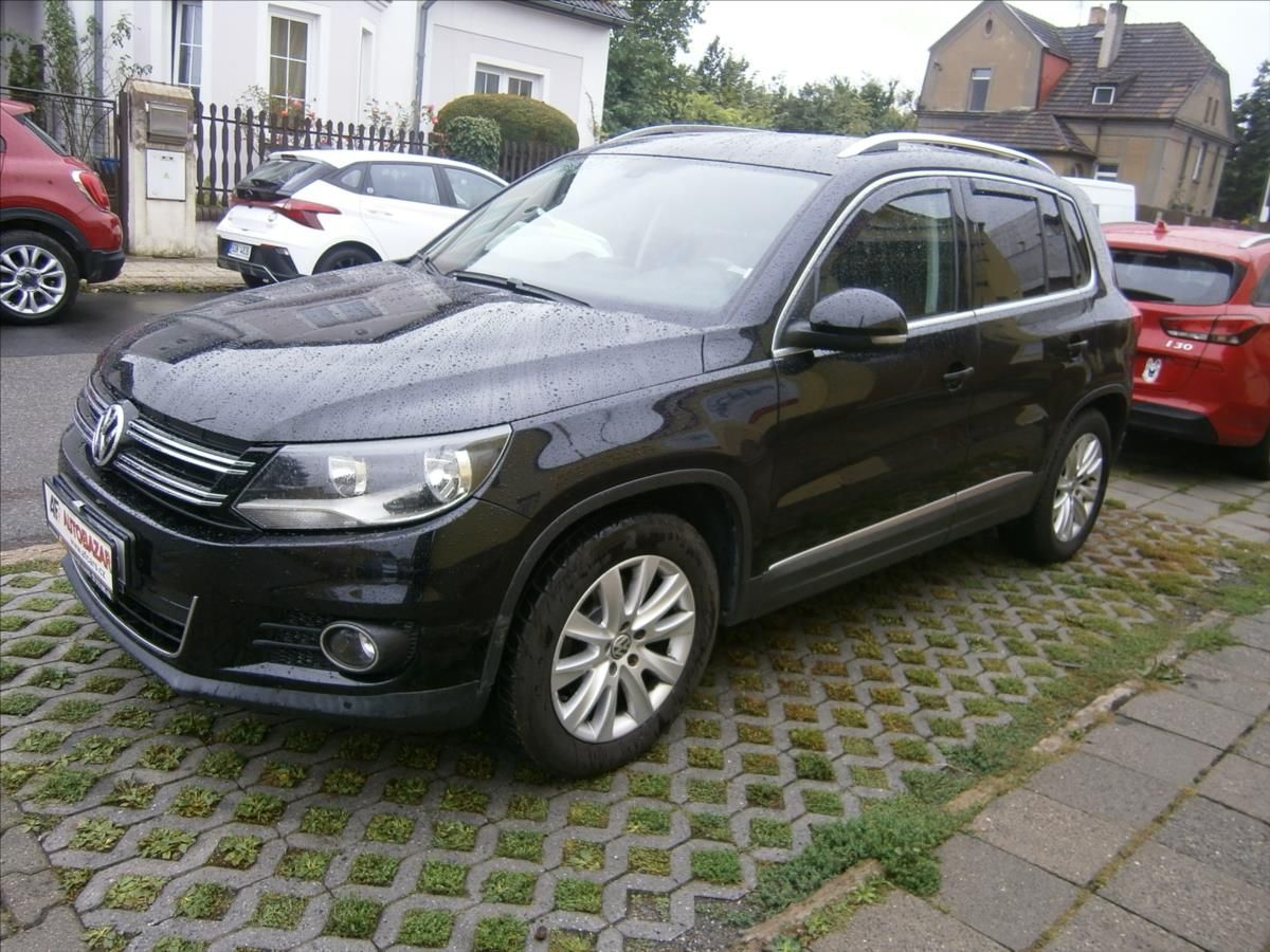 Volkswagen Tiguan, 2,0 TDI  SPORT - fotka 3