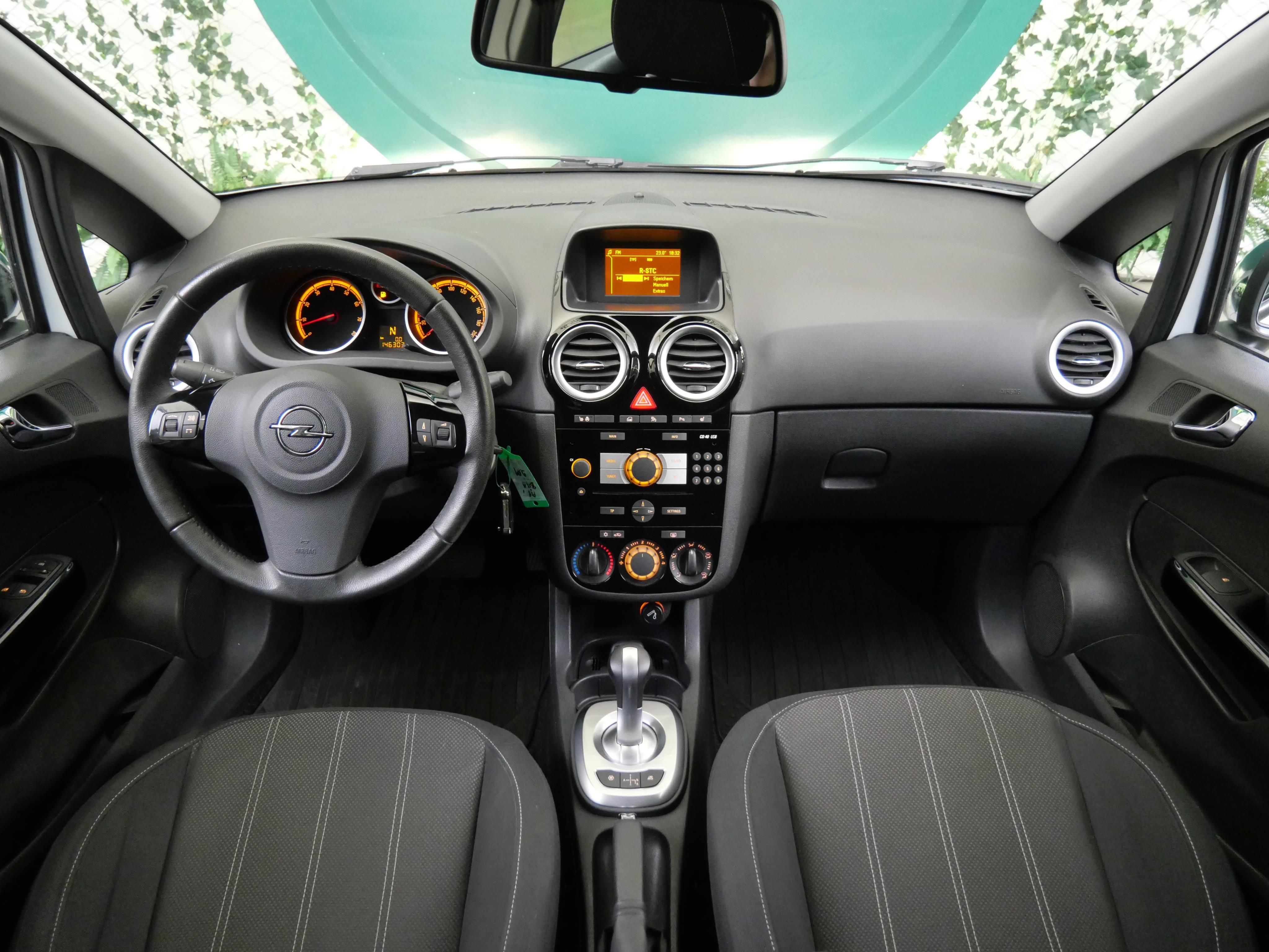 Opel Corsa, 1.2i 63 kW Easytronic - fotka 5