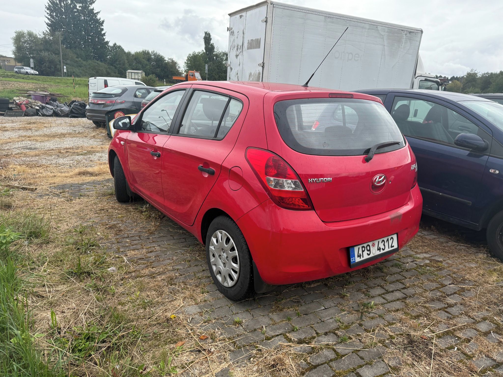 Hyundai i20, 1,2i 57 kw.05/2011..67758 km - fotka 4