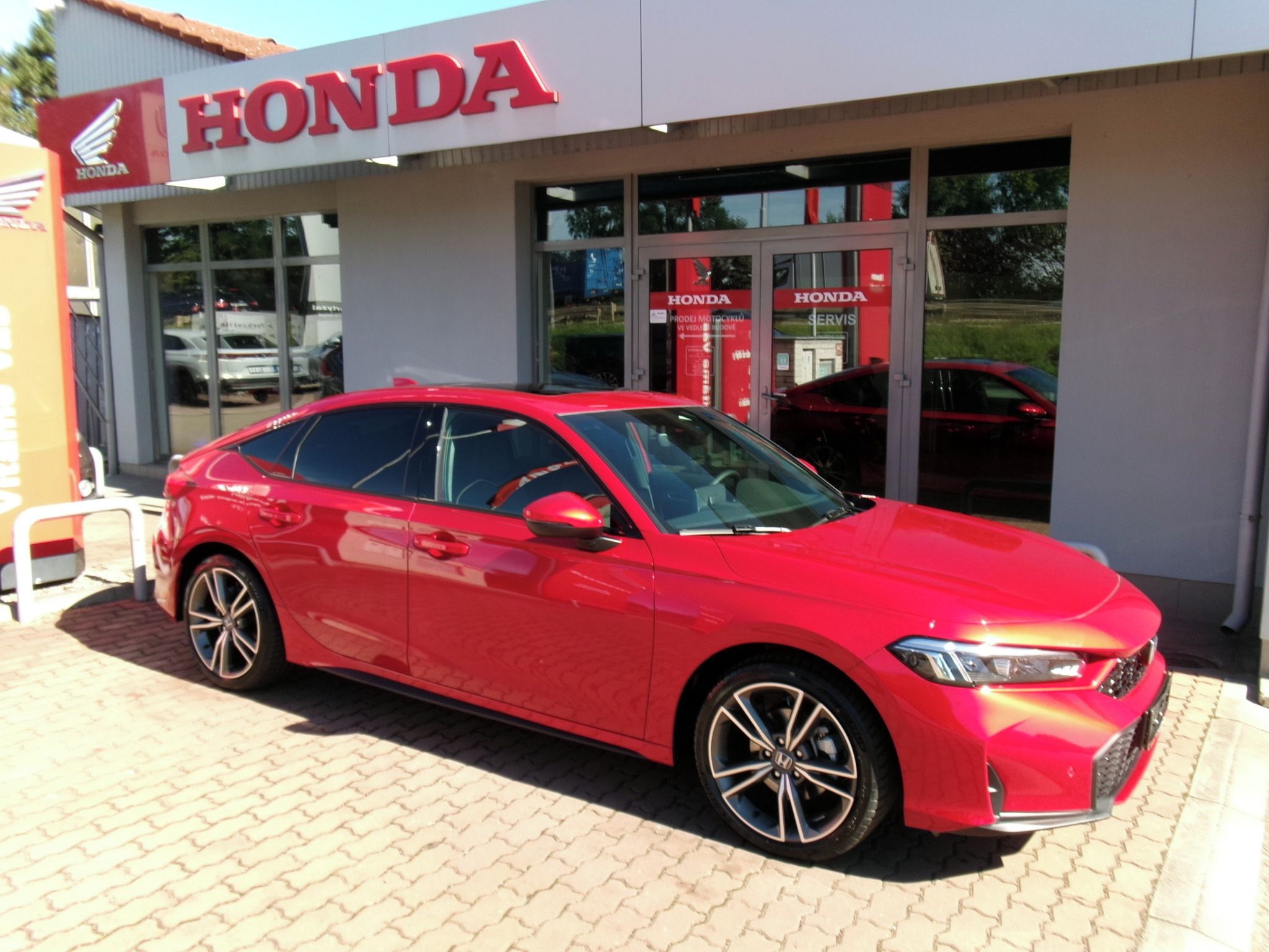 Honda Civic, 5D 2.0e:HEV ADVANCE MODEL 2026 - fotka 2