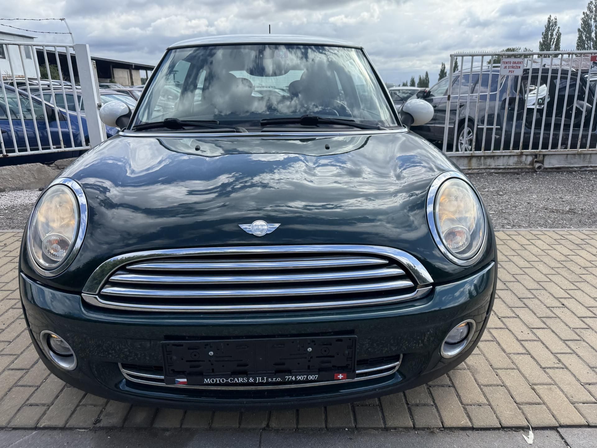Mini Cooper, 1.6 88kw - fotka 3