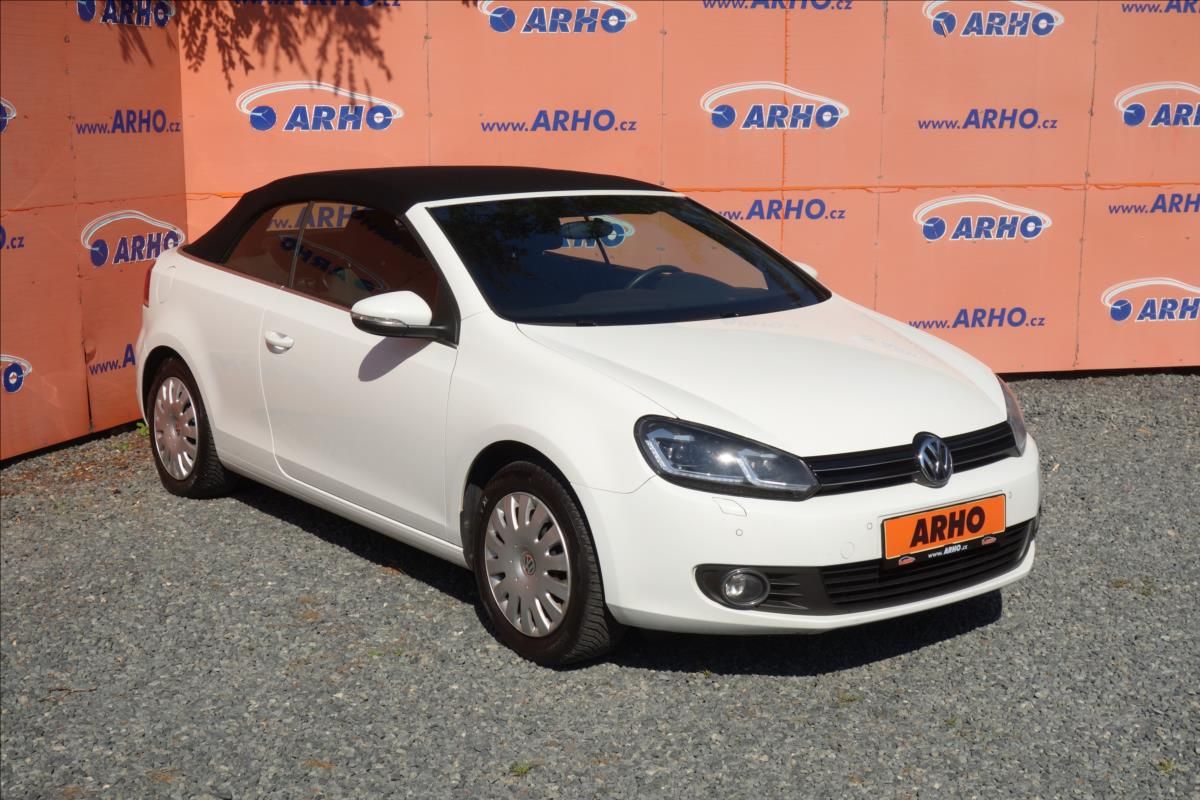 Volkswagen Golf, 1,2 TSi 77KW, SERVISNÍ KNIHA.