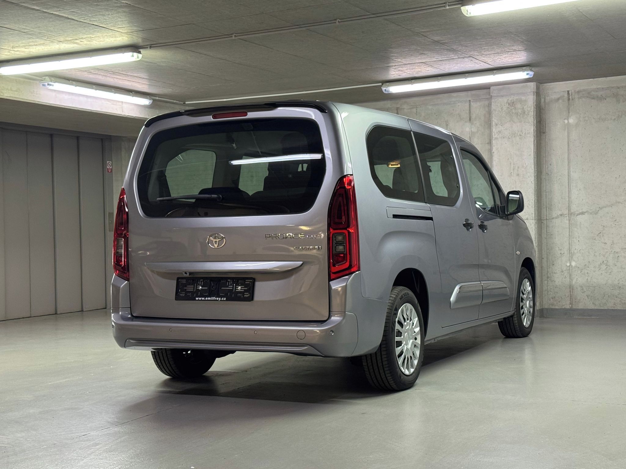 Toyota Proace City Verso, Family  EV Long - fotka 5