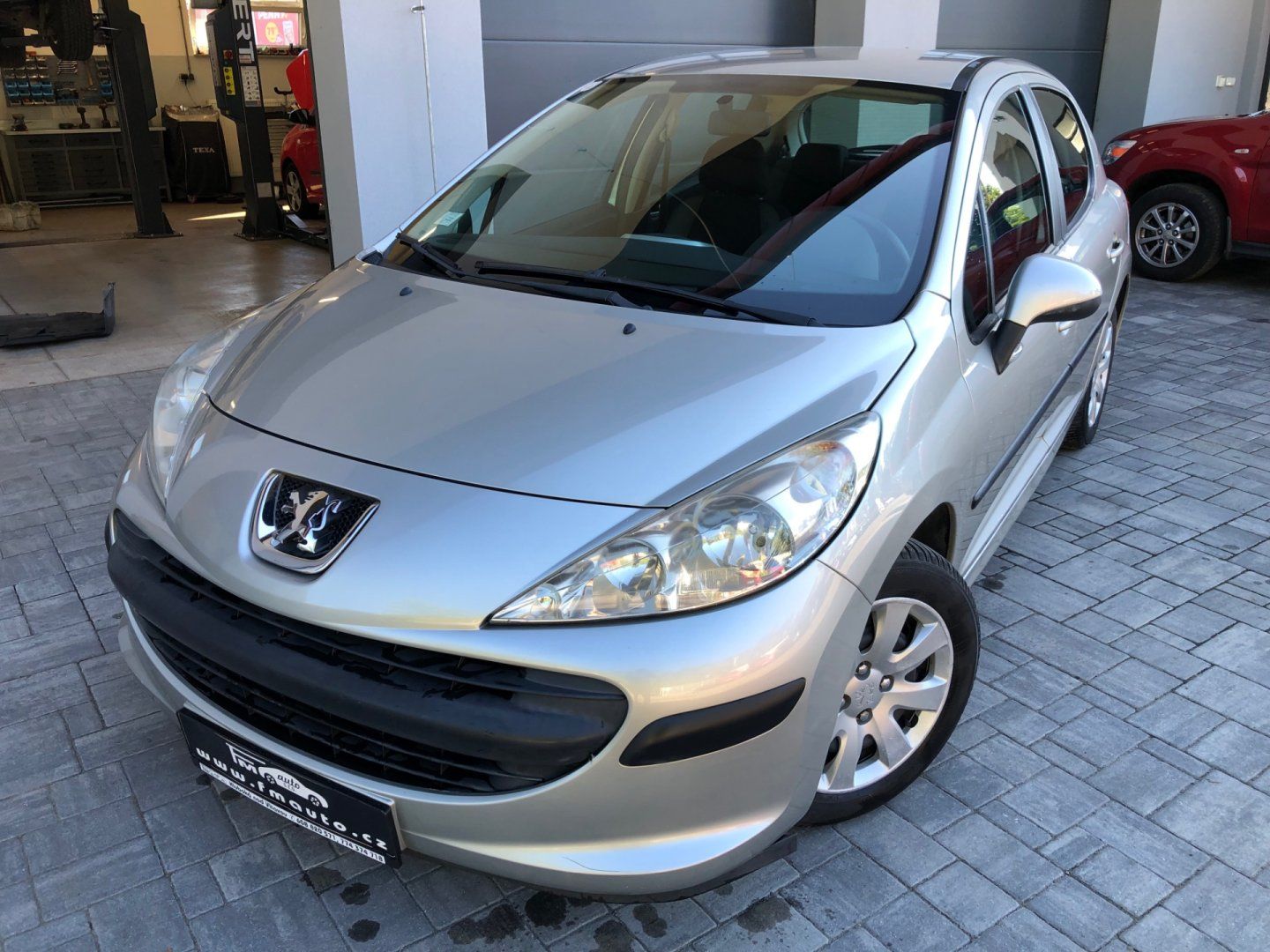 Peugeot 207, 1.4 Klima - fotka 2