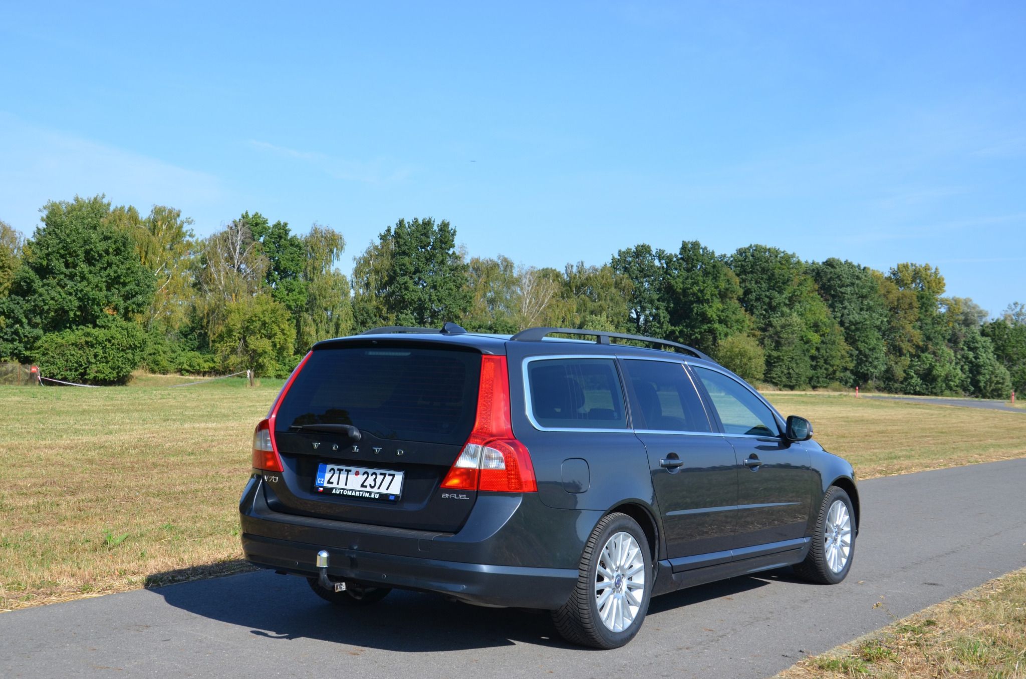 Volvo V70 - fotka 6