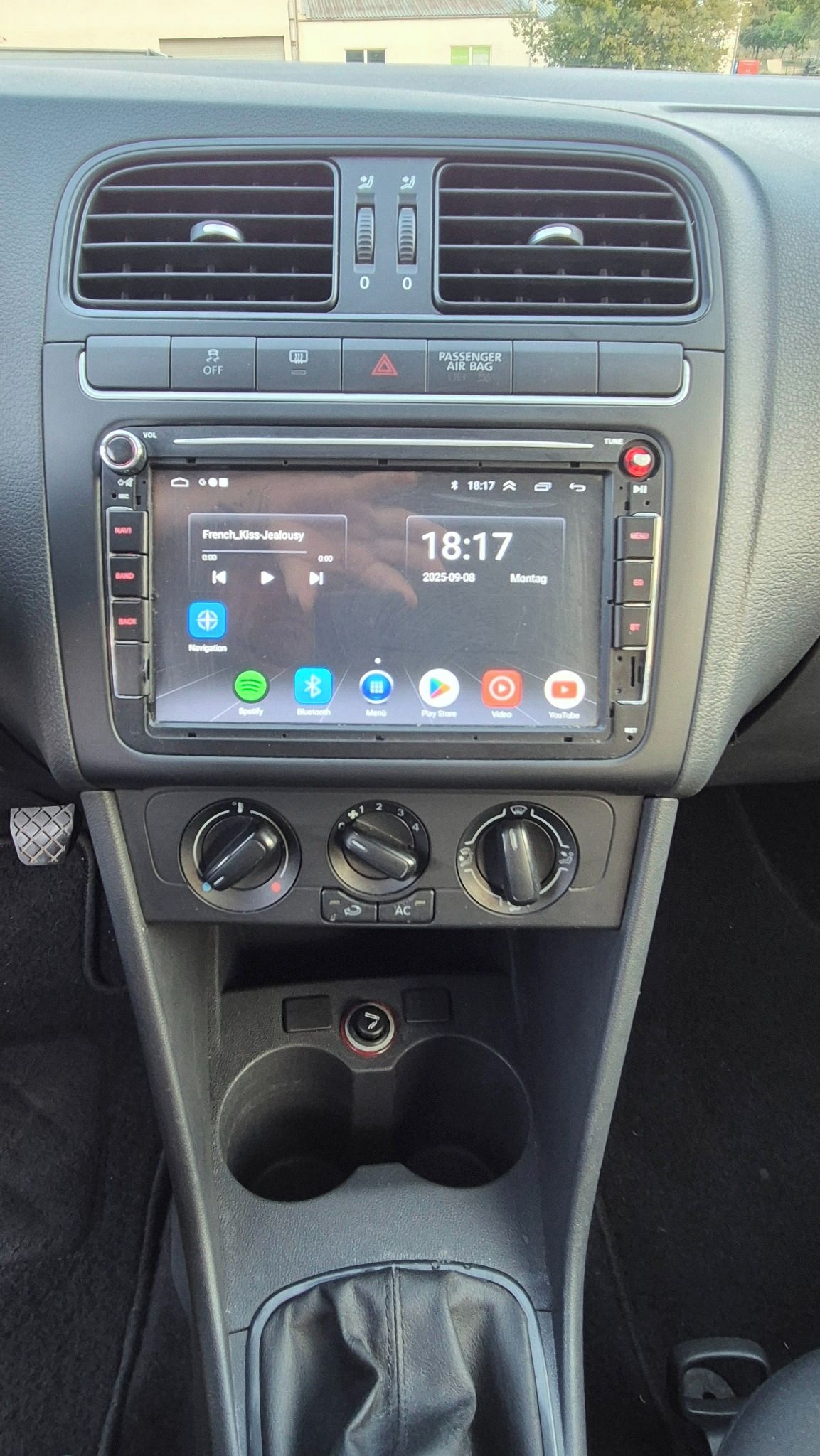 Volkswagen Polo, 1.2i  SERVISKA - fotka 4