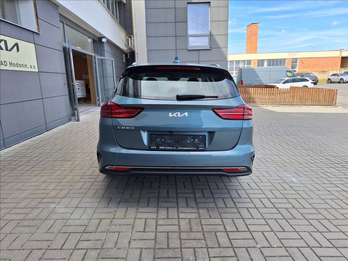 Kia Cee´d, 1,5 TGDi GPF 7 DCT aut.  SW Sp - fotka 5