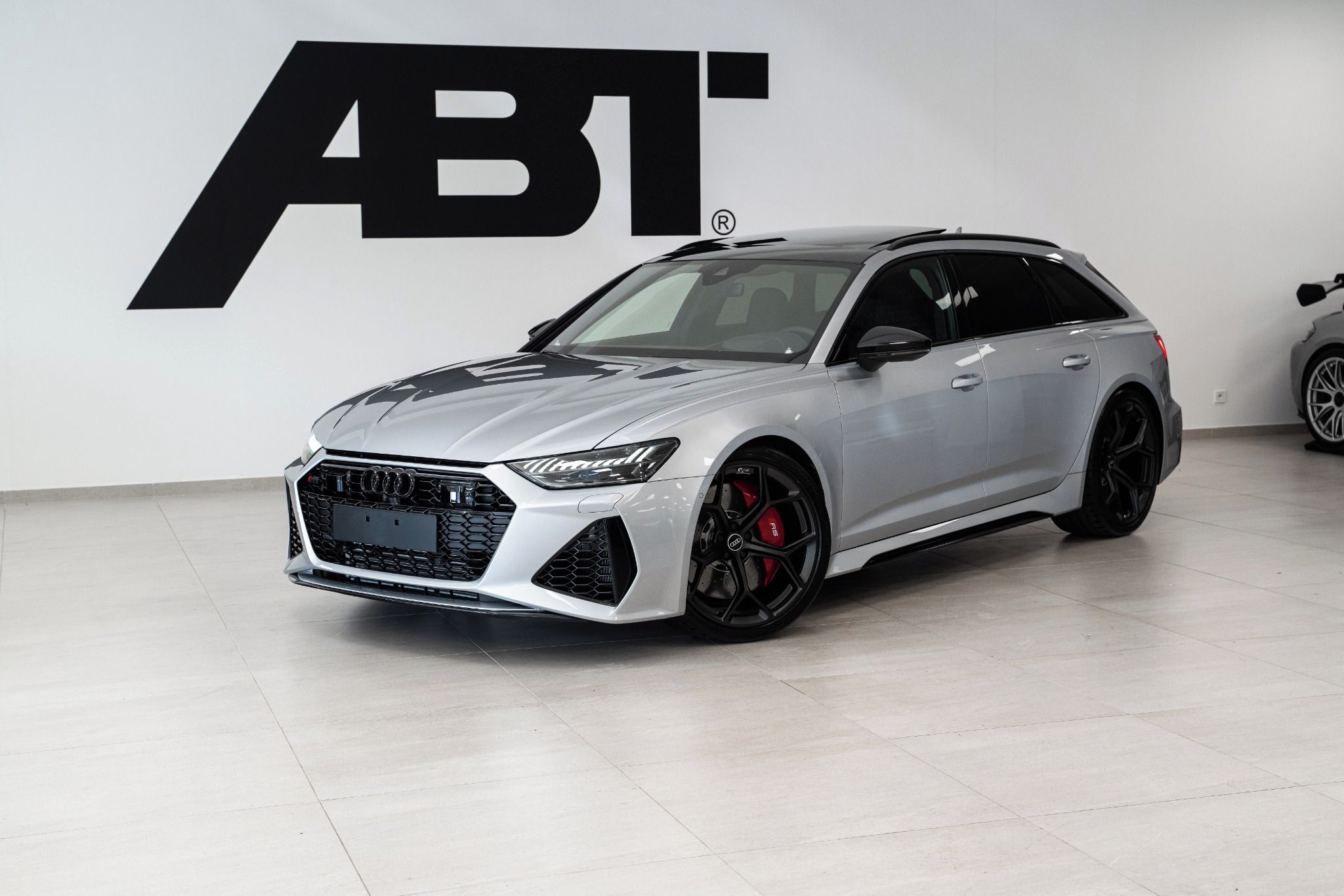 Audi RS6, Performance - ČR*DPH*B&O*NOVÉ - fotka 2