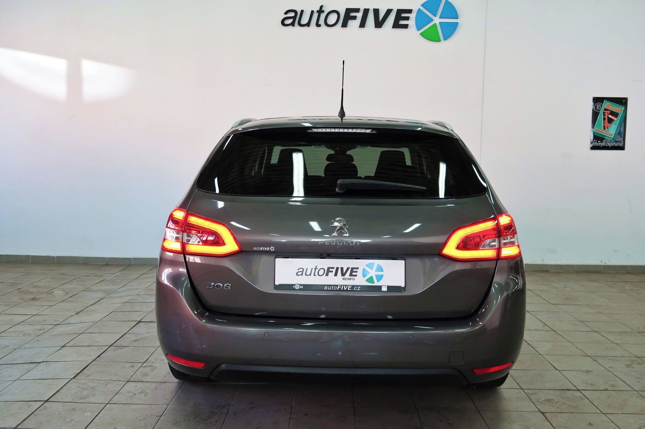 Peugeot 308, SW 1.2 81kW,DPH,CARPLAY,ZÁRUKA - fotka 4