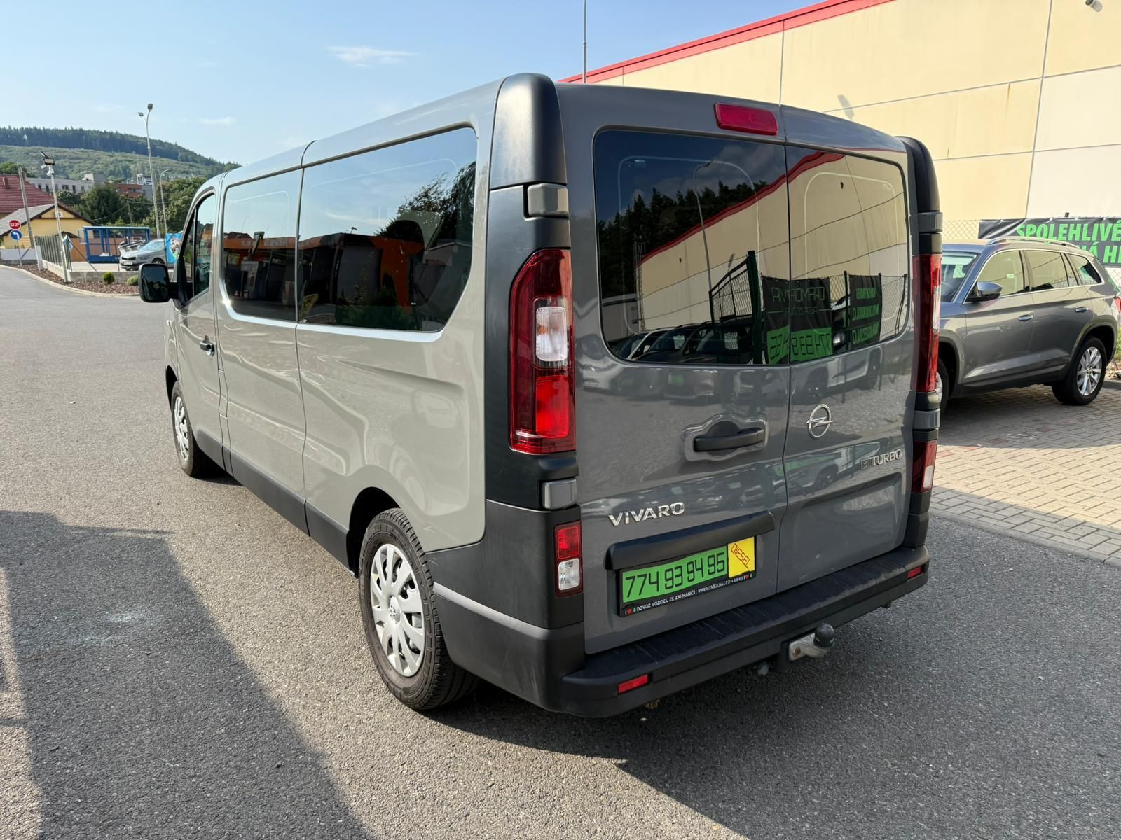 Opel Vivaro, 1,6 CDTI BITURBO - 9 míst - fotka 5
