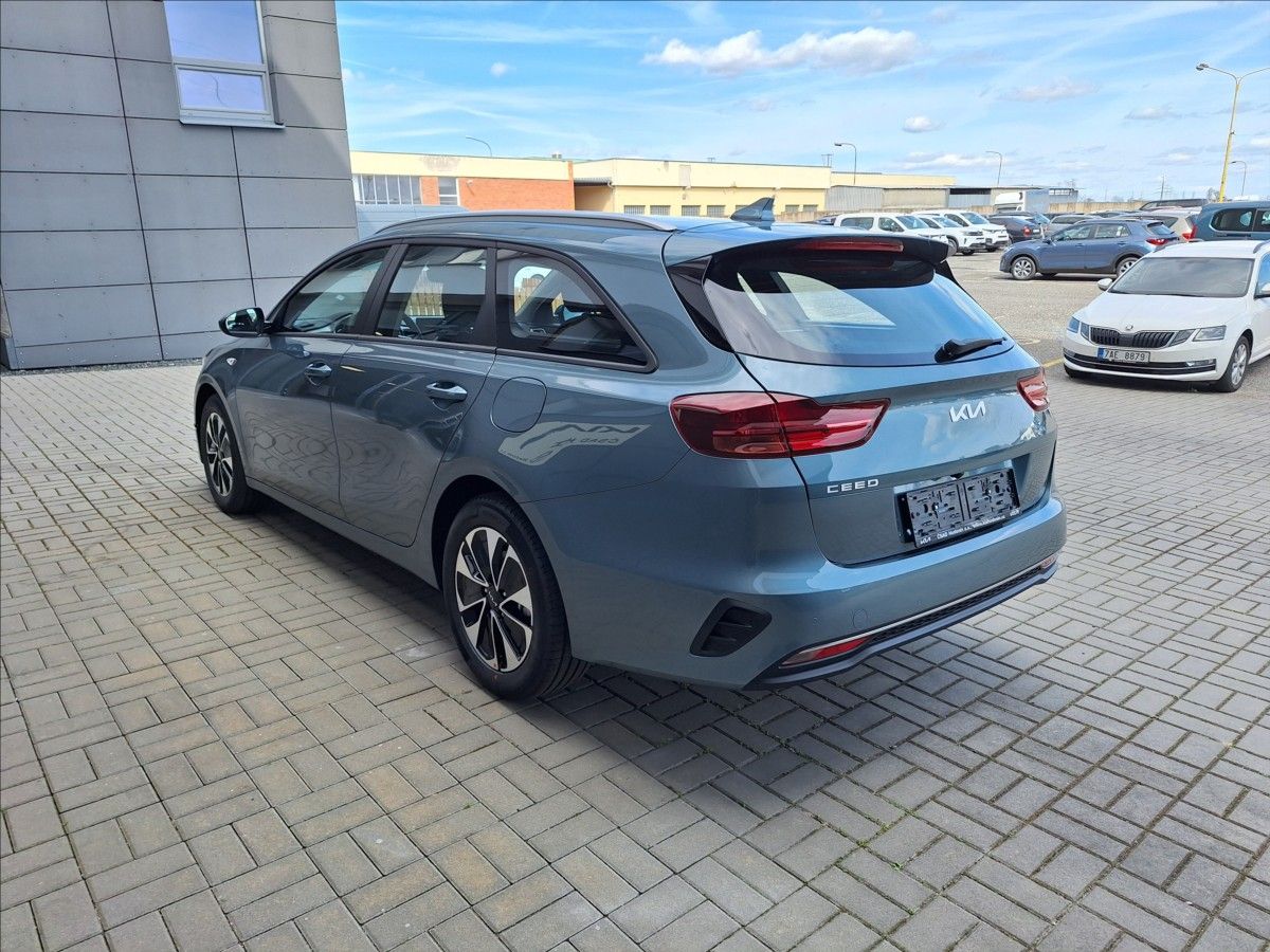 Kia Cee´d, 1,5 TGDi GPF 7 DCT aut.  SW Sp - fotka 4