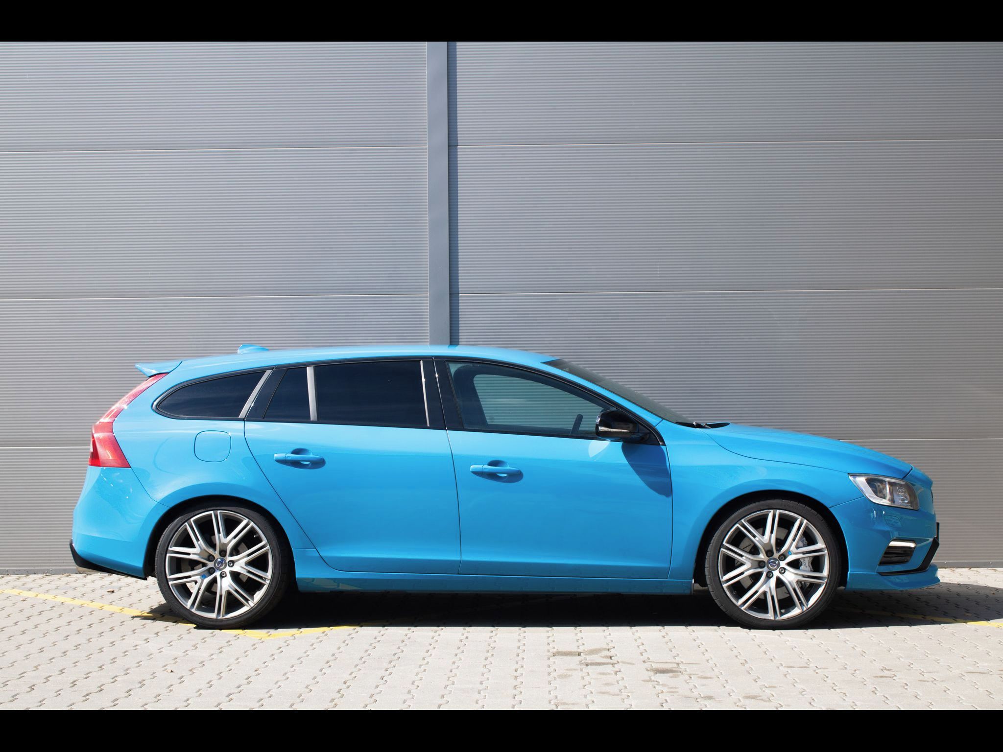 Volvo V60, Polestar* nebourané - fotka 4