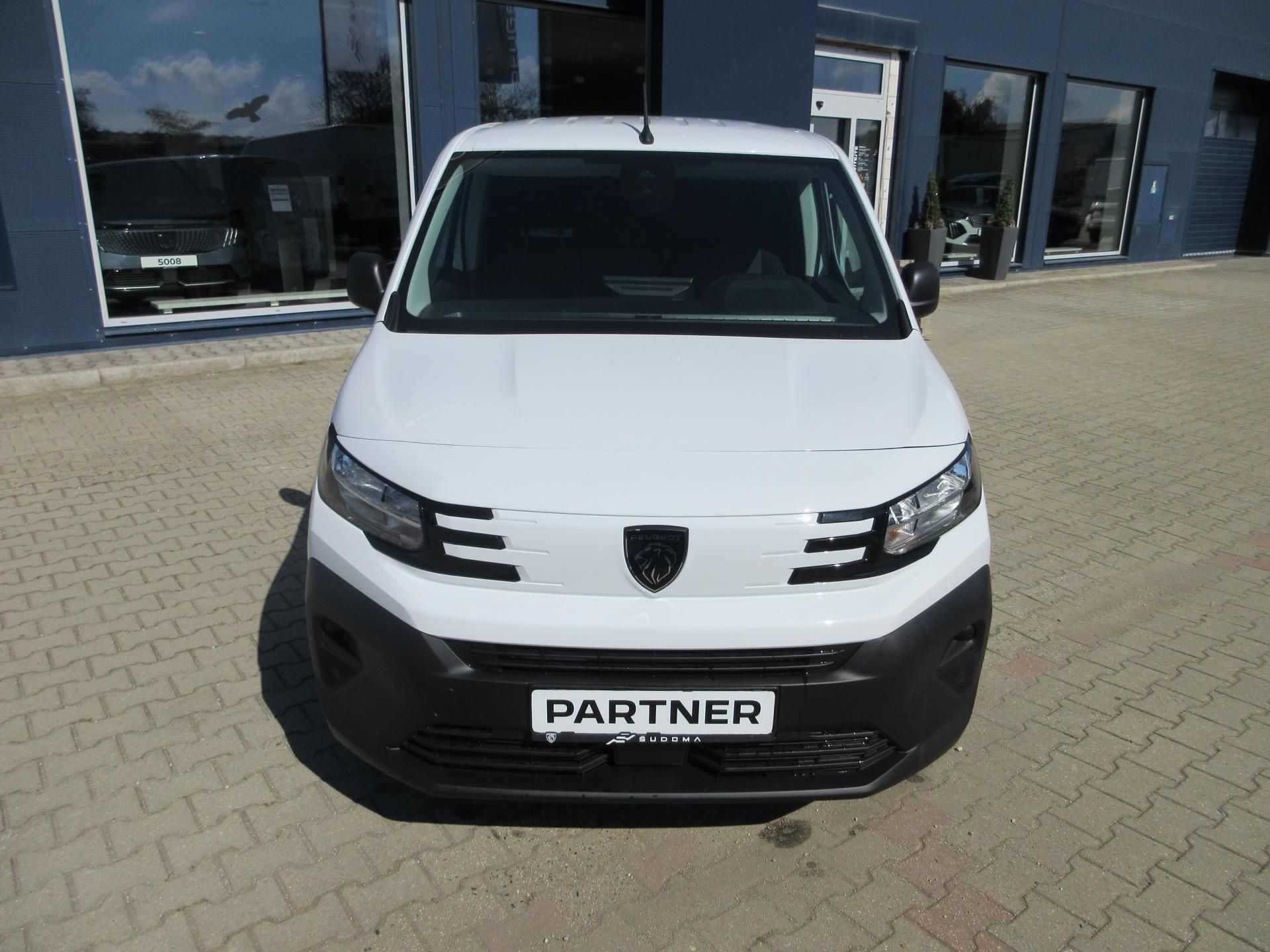Peugeot Partner, FurgonL1 Electric 100kW 50kWh - fotka 2