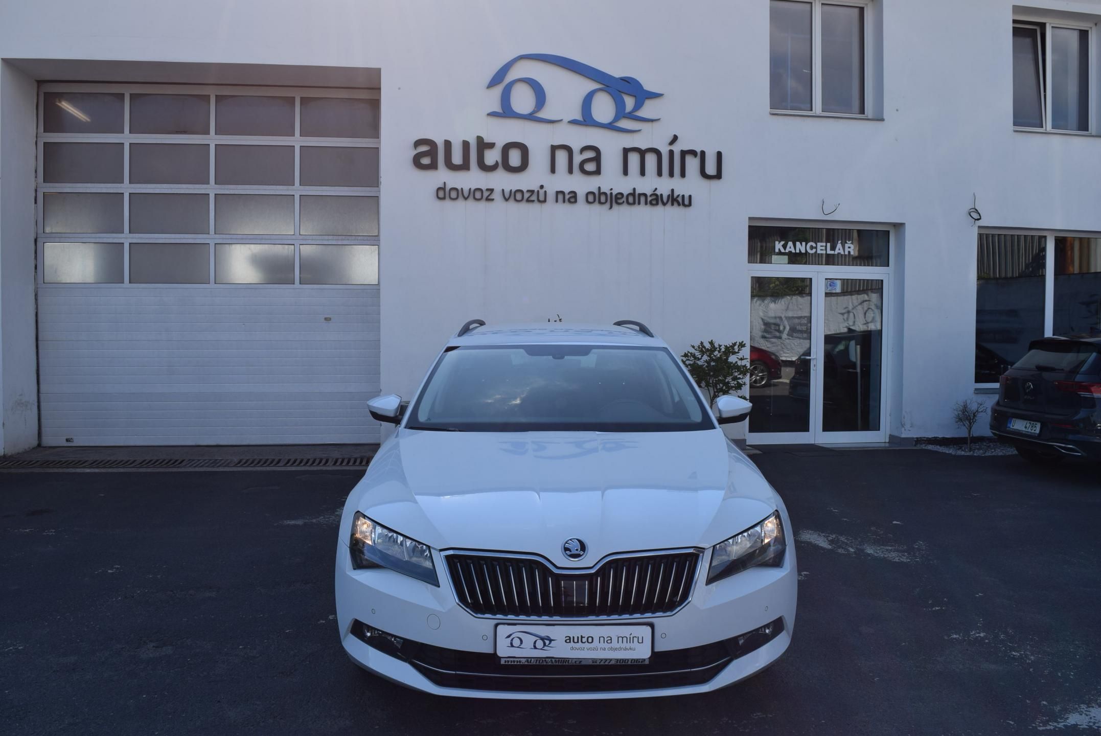 Škoda Superb, 2.0TDI 110kw AMBITION NAVI KAM - fotka 3