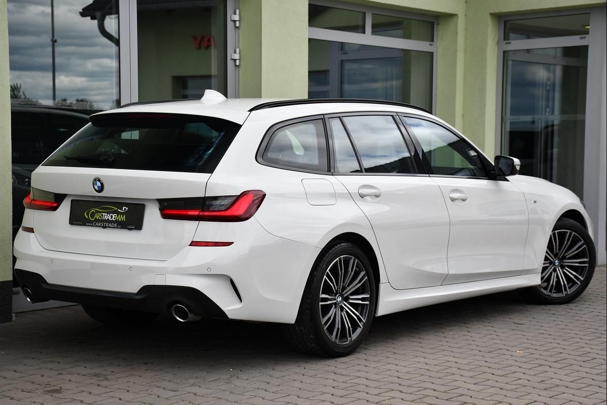 BMW Řada 3, 320d xDrive M-SPORT 1M ČR - fotka 4