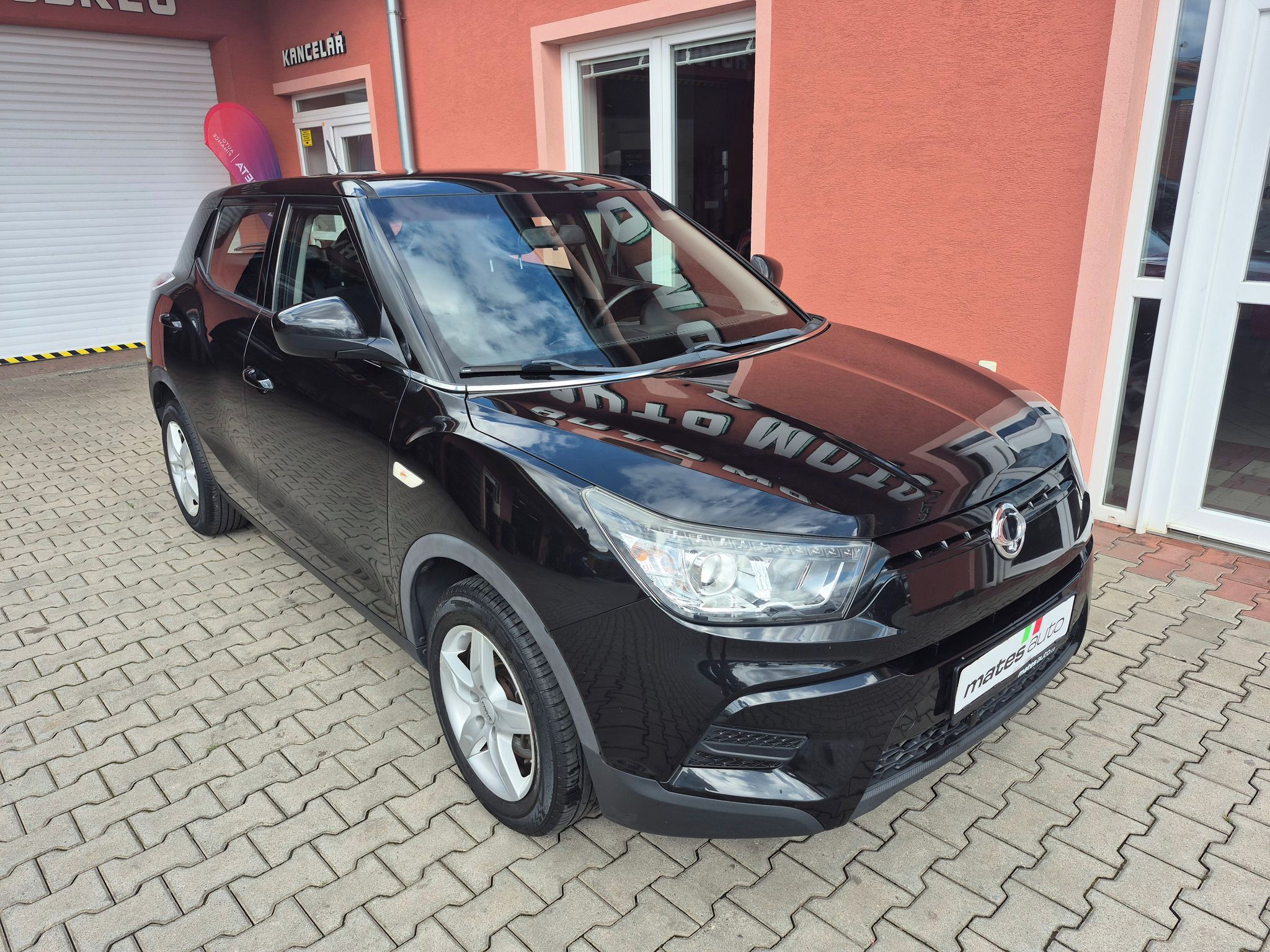 SsangYong Tivoli, 1.6 Sapphire 4x2 94kW - fotka 4