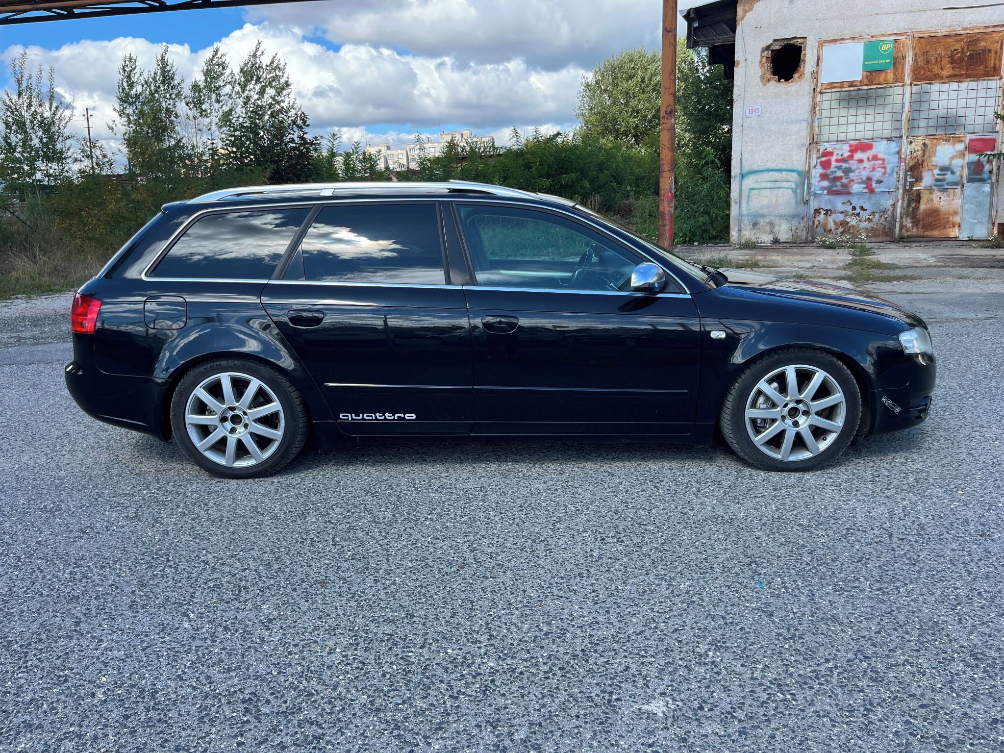 Audi A4, 3.0tdi 150kw 4x4 automat - fotka 6