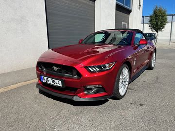 GT Convertible 5.0 V8, 6AT, ČR