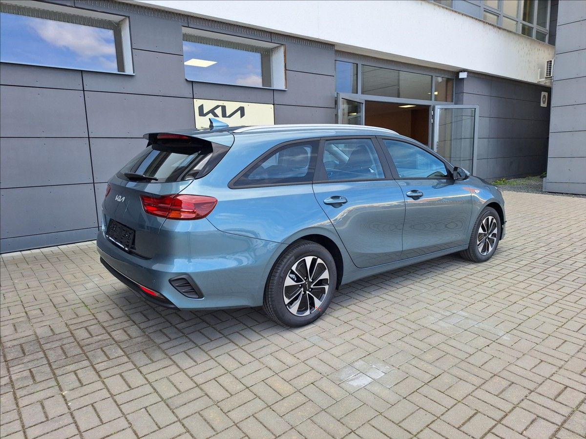 Kia Cee´d, 1,5 TGDi GPF 7 DCT aut.  SW Sp - fotka 6