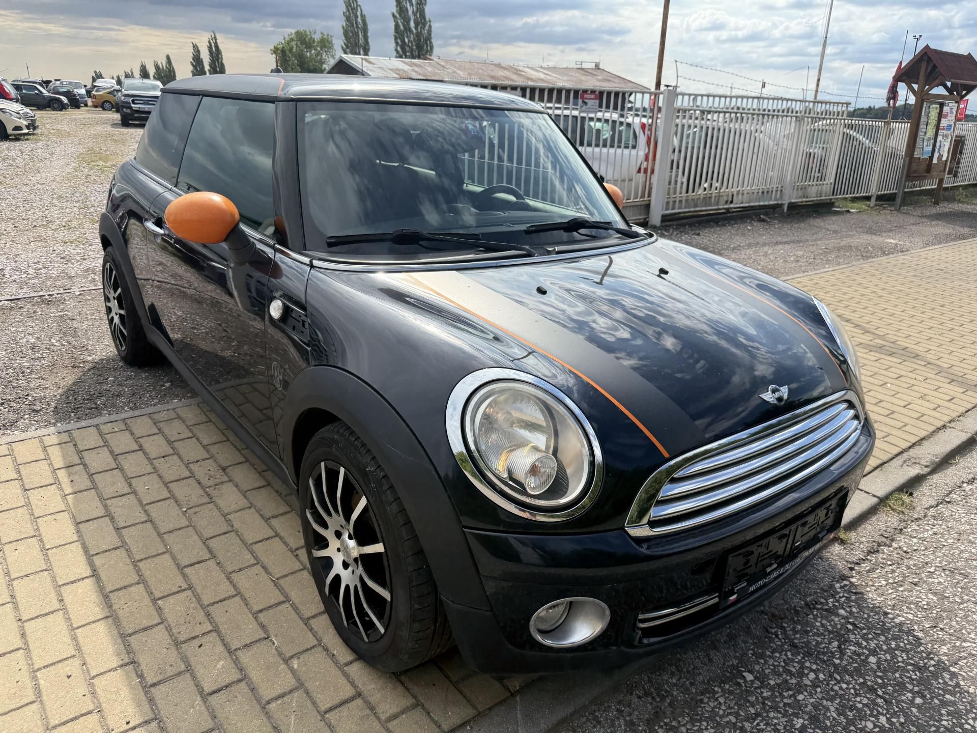 Mini One, 1.4 70 KW - fotka 6