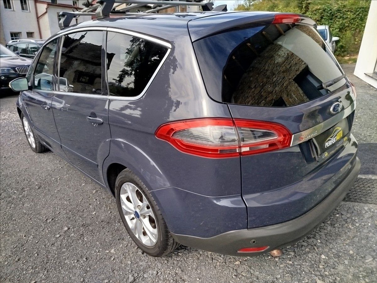 Ford S-MAX, 2,0 TDCi 120kW, TITANIUM - fotka 4