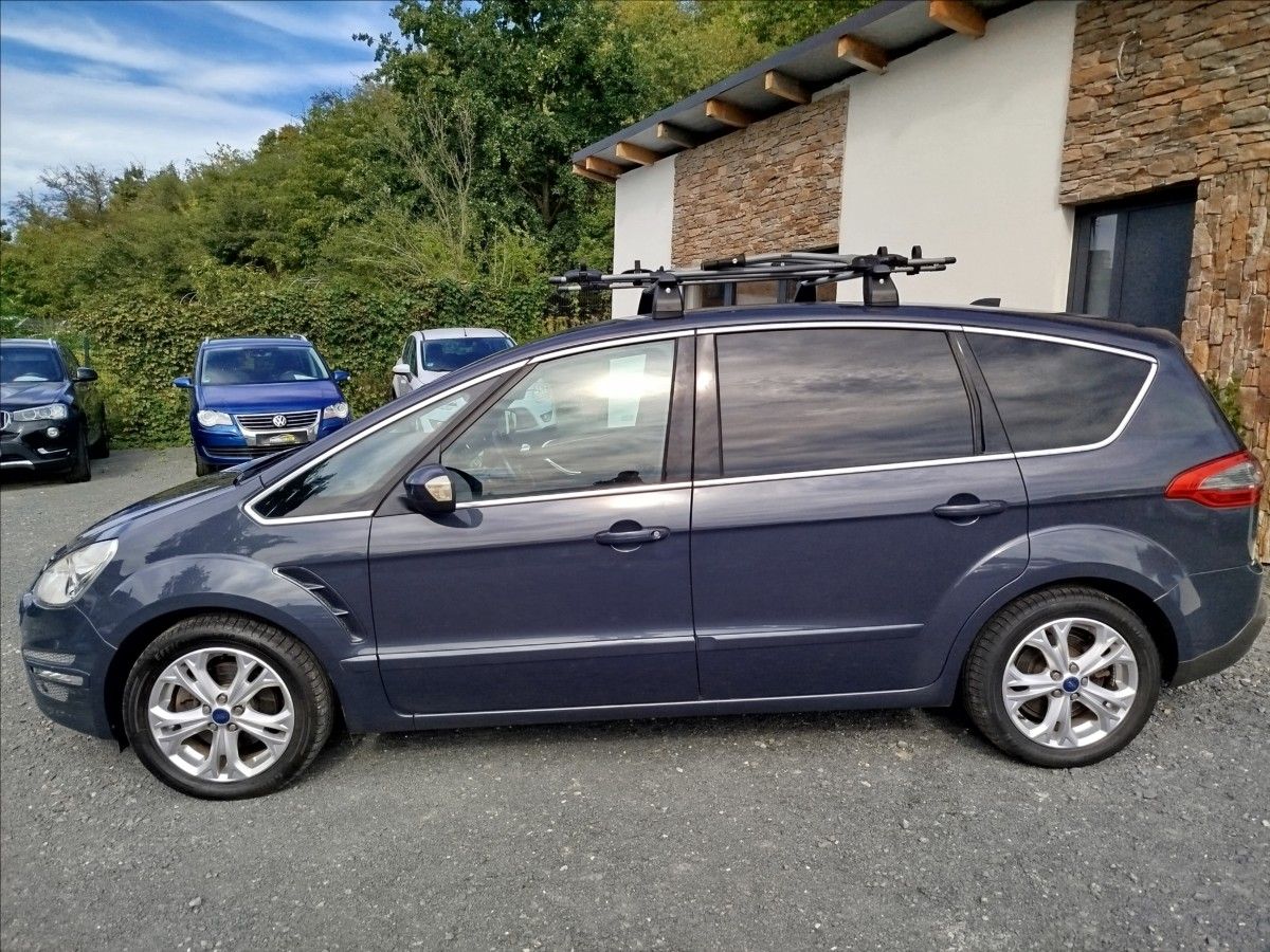 Ford S-MAX, 2,0 TDCi 120kW, TITANIUM - fotka 3