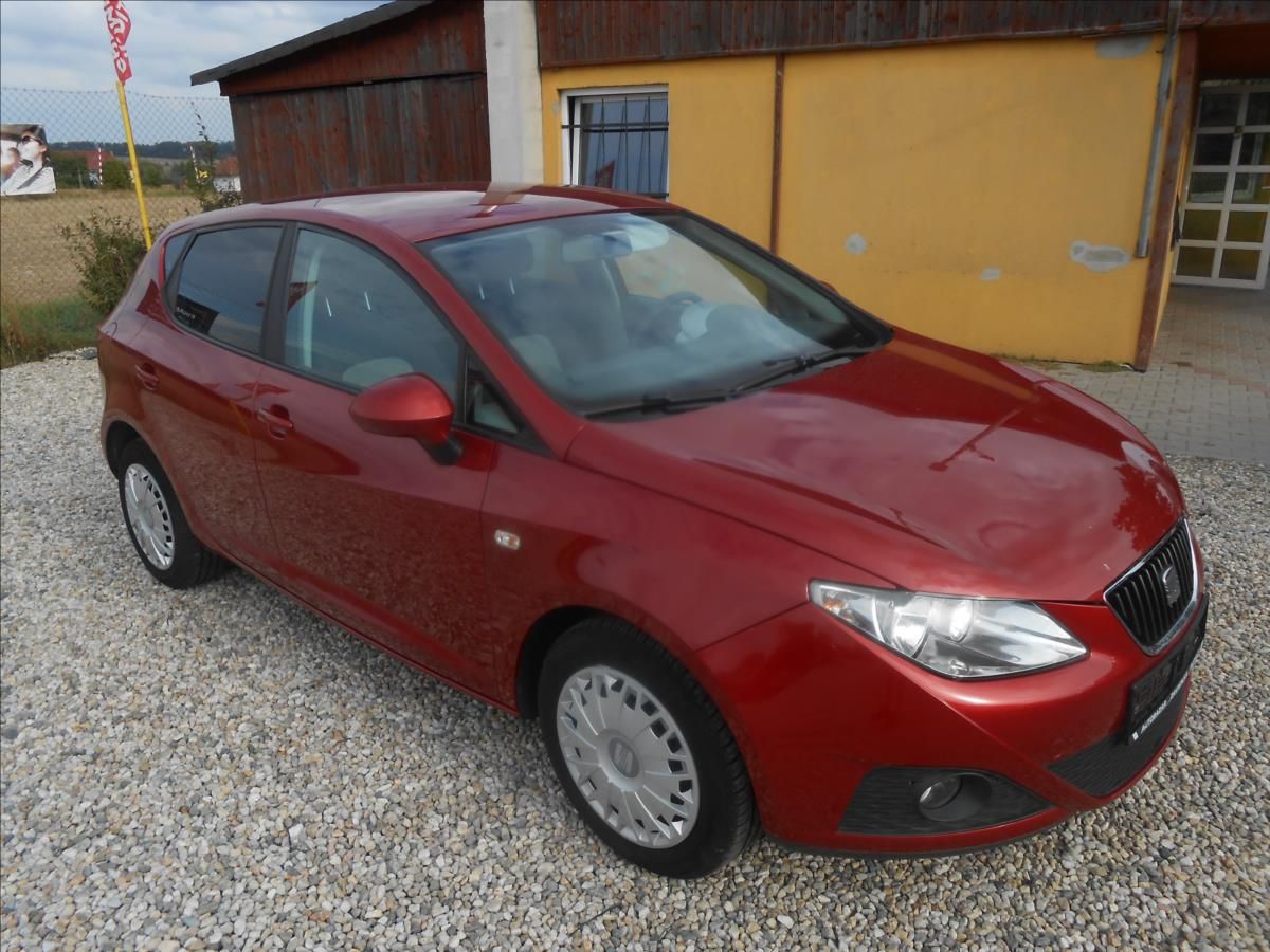 Seat Ibiza, 1,4 63Kw - fotka 3