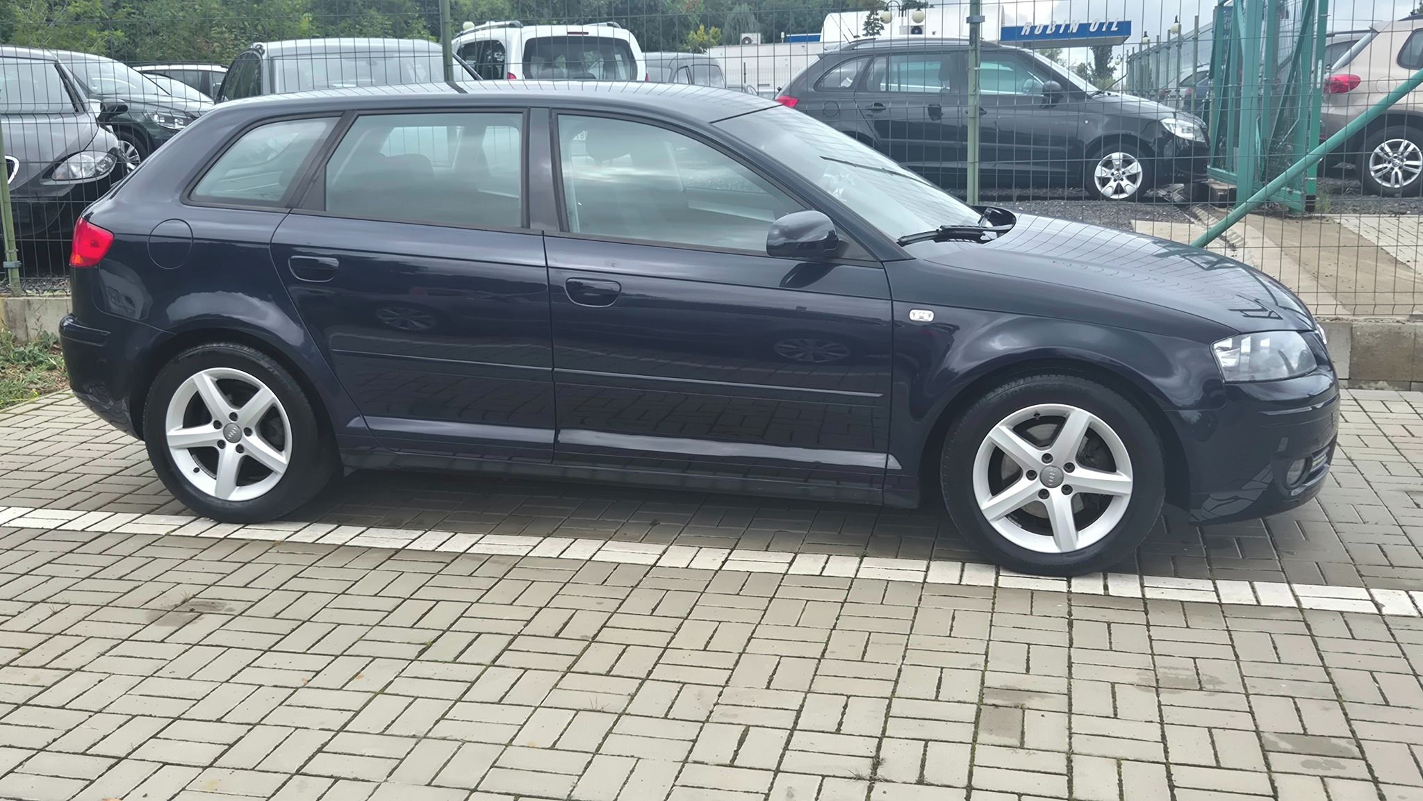 Audi A3, 2.0i SPORTBACK WEBASTO - fotka 4