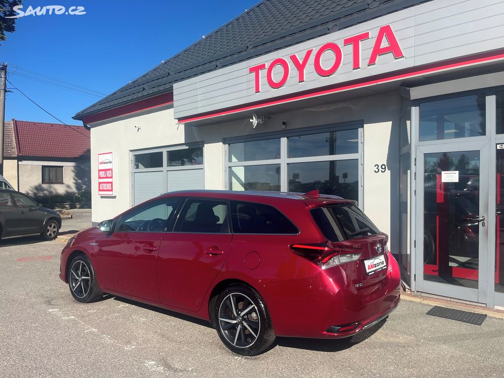 Toyota Auris, fotka 3