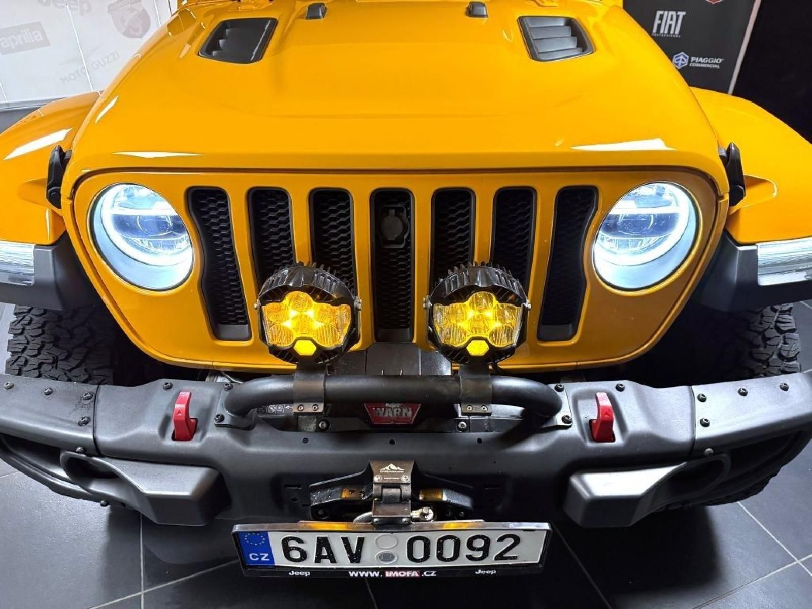 Jeep Wrangler, Unlimited 3,6 V6 4x4 284k AT8 - fotka 3